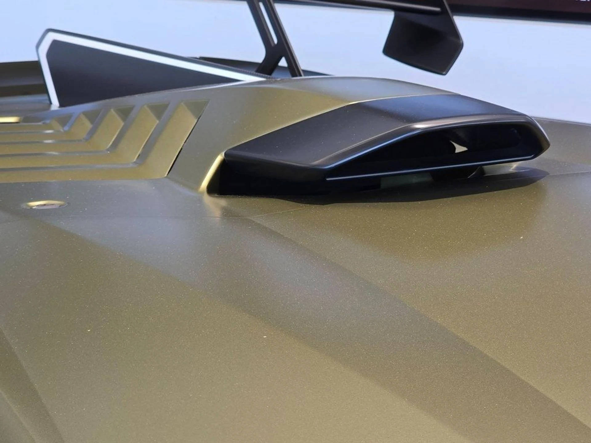 mph016_949537091_f504053fe920174b02d1f061053cc7d1x_5a981a6edf