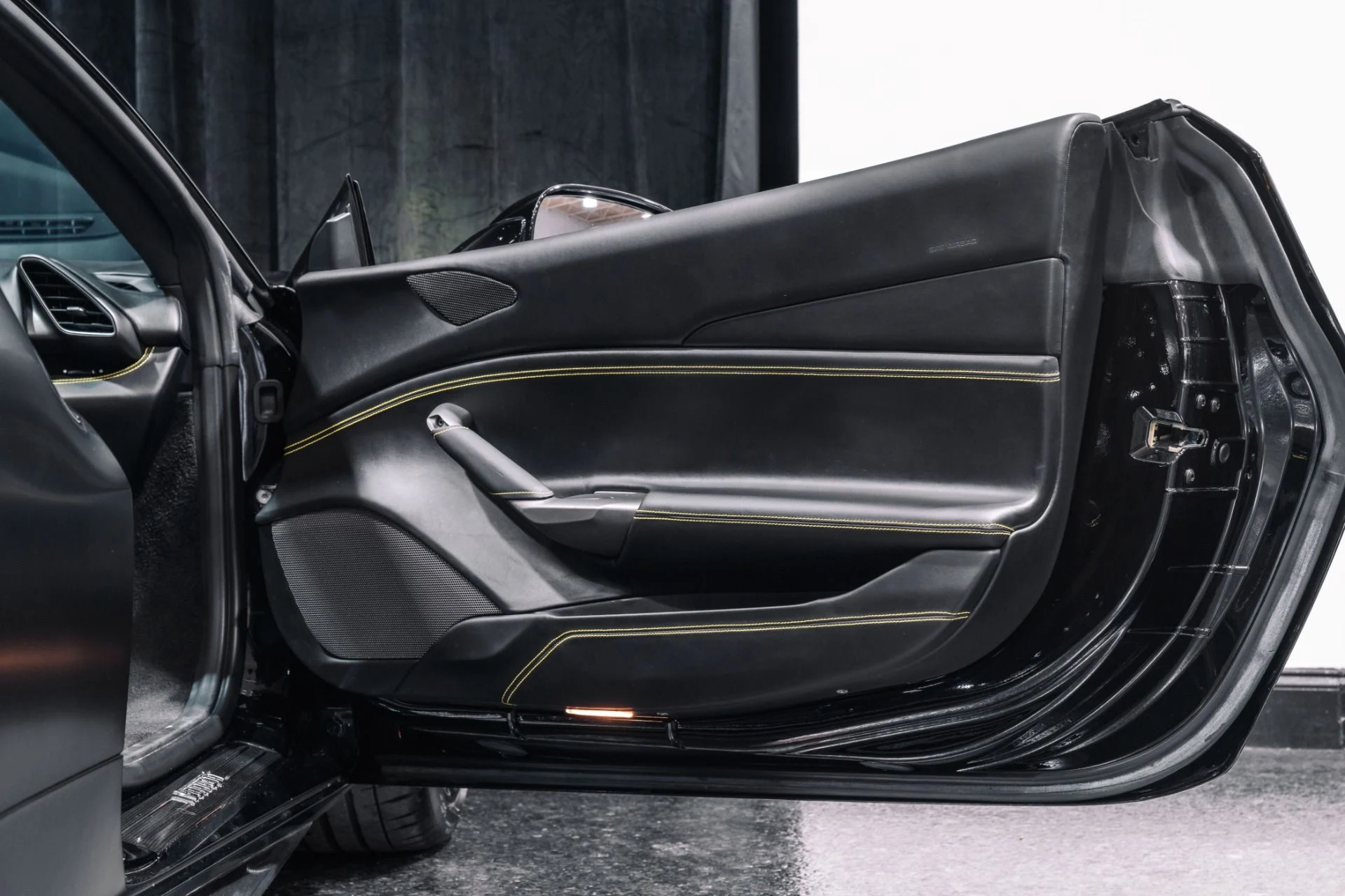 mph016_956260977_Used_2016_Ferrari_488_GTB_w_FULL_Stealth_PPF_Vorsteiner_Carbon_1886_Forged_Wheels_1729541887_f605730ab1