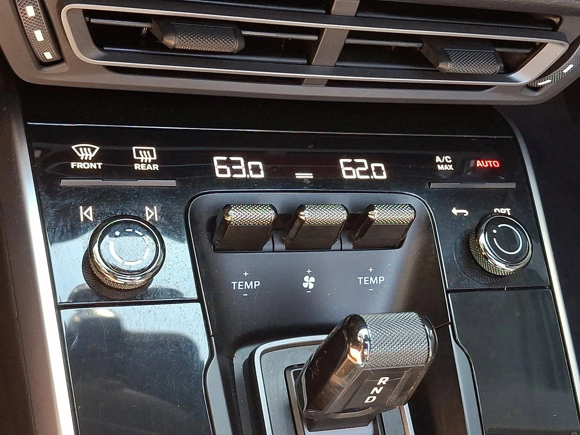 mph016_95690153_d0b4df226a8fdc5c6fc877050440bb69_16d89fc36e