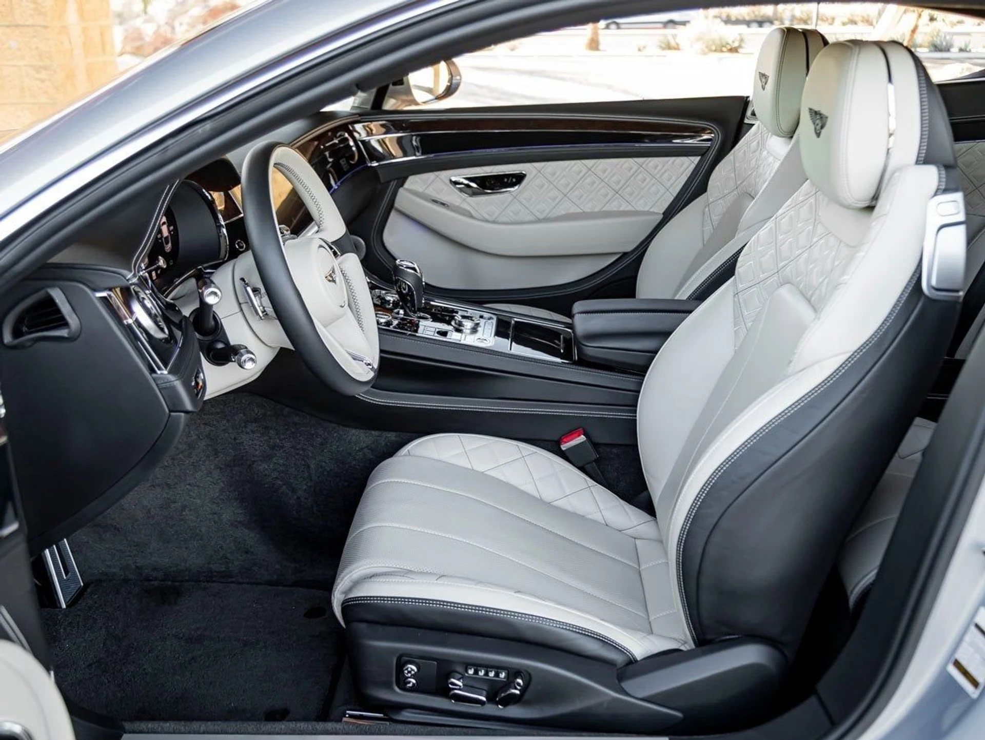 mph016_961103253_17_9ea9ed0d2c