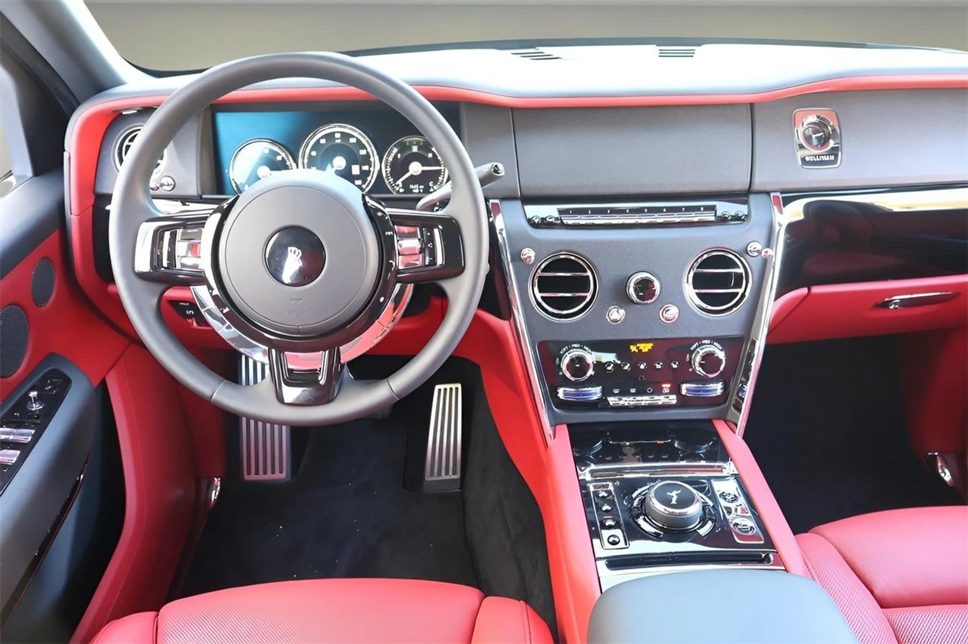 mph016_962092835_17_a518e9cbe4