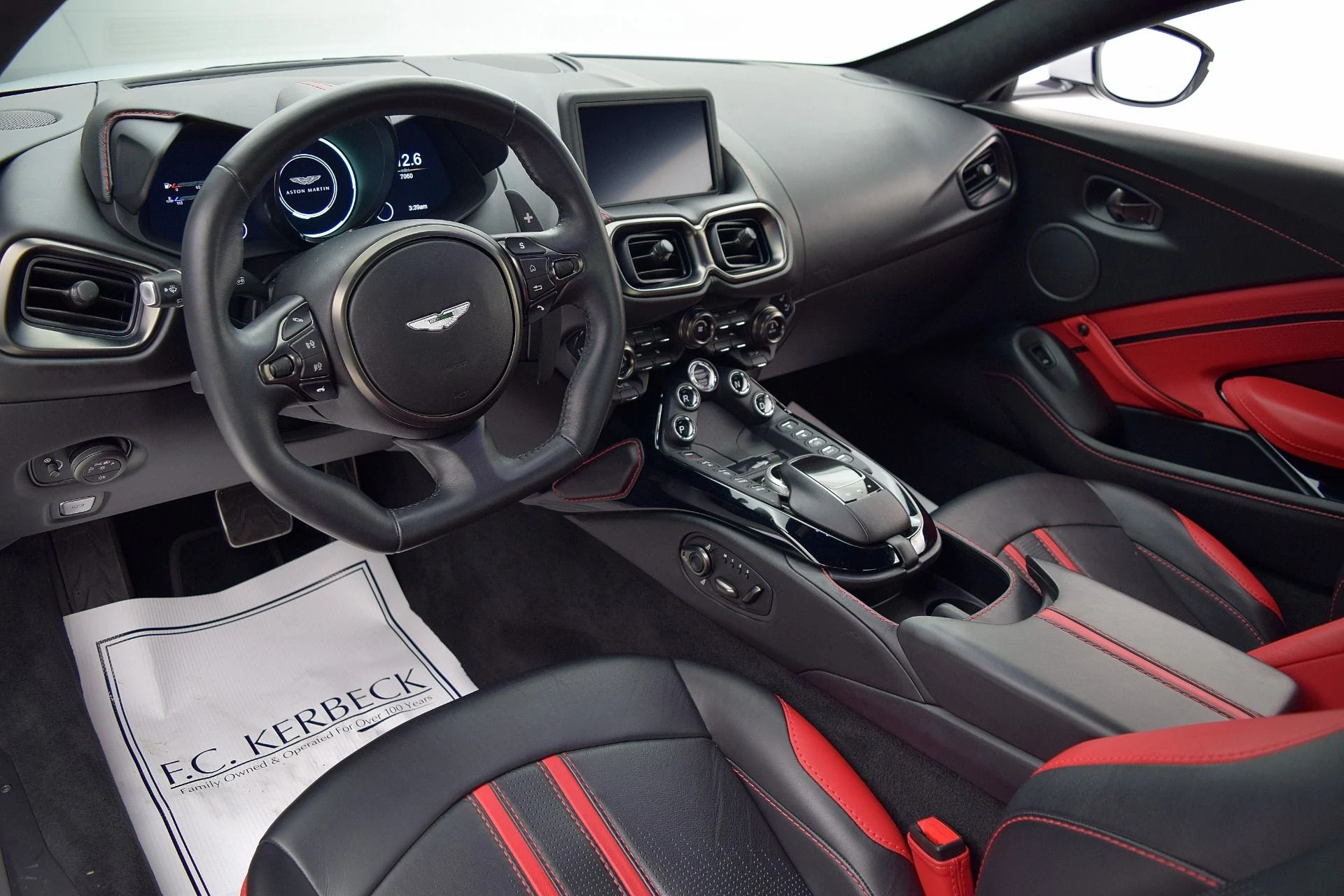 mph016_964273467_Used_2019_Aston_Martin_Vantage_Coupe_83c9cffcd3