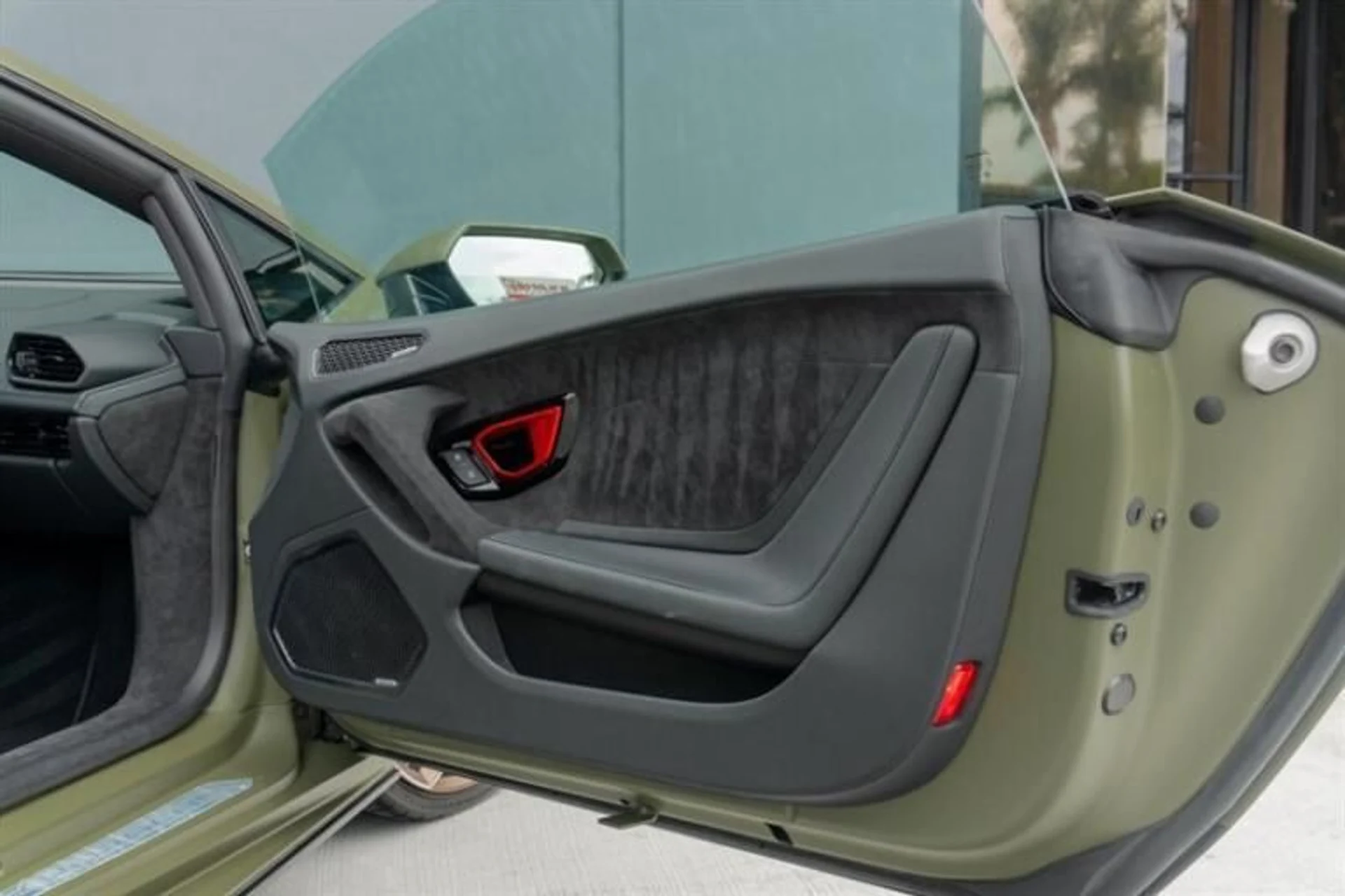 mph016_966547956_e3bc764d660f683fcd54ca65e0ffb2d1x_599fa6e816