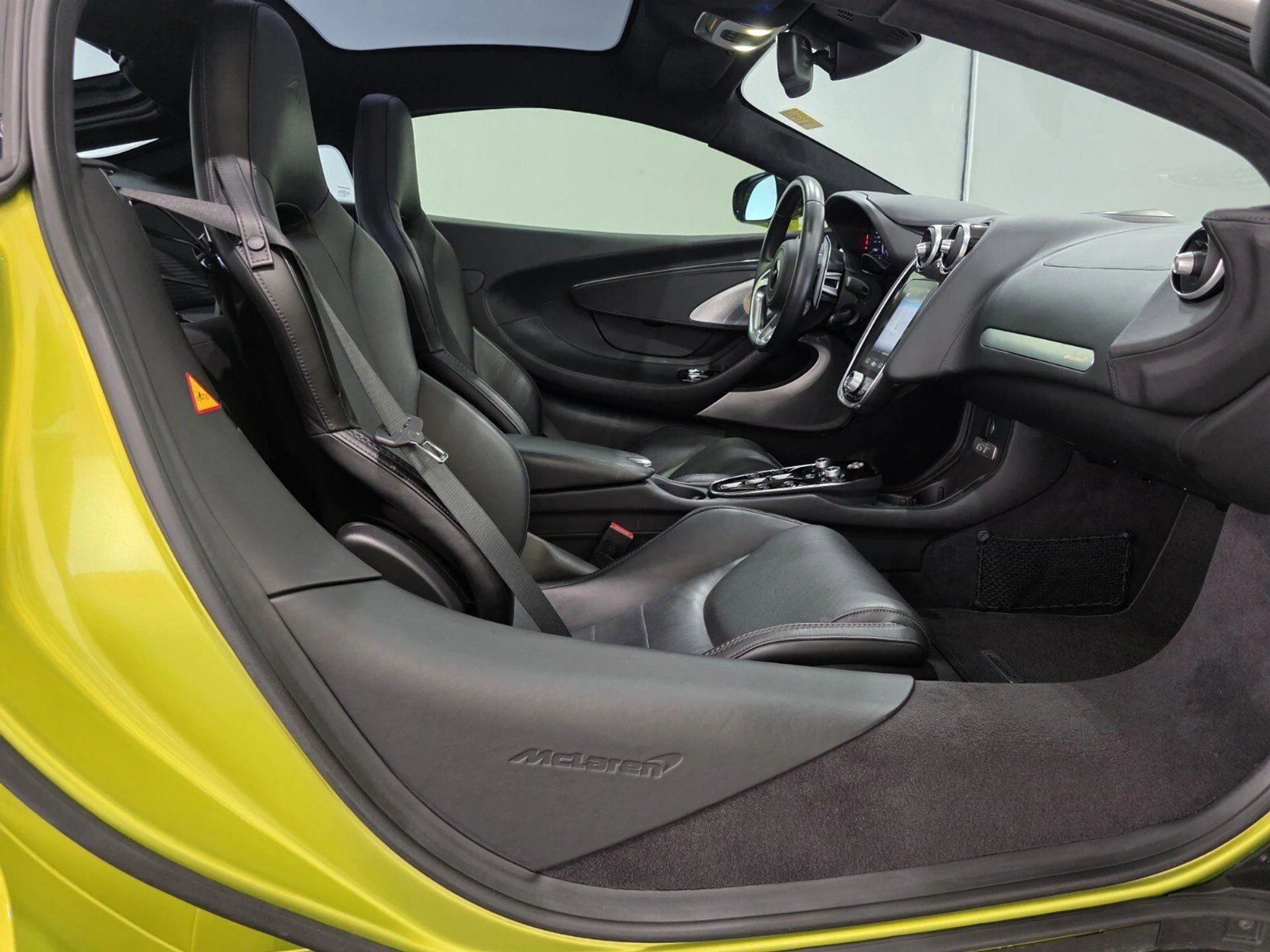 mph016_967025762_d4557d7617295c9351ab3e0c592d2595_978c5bcbe6