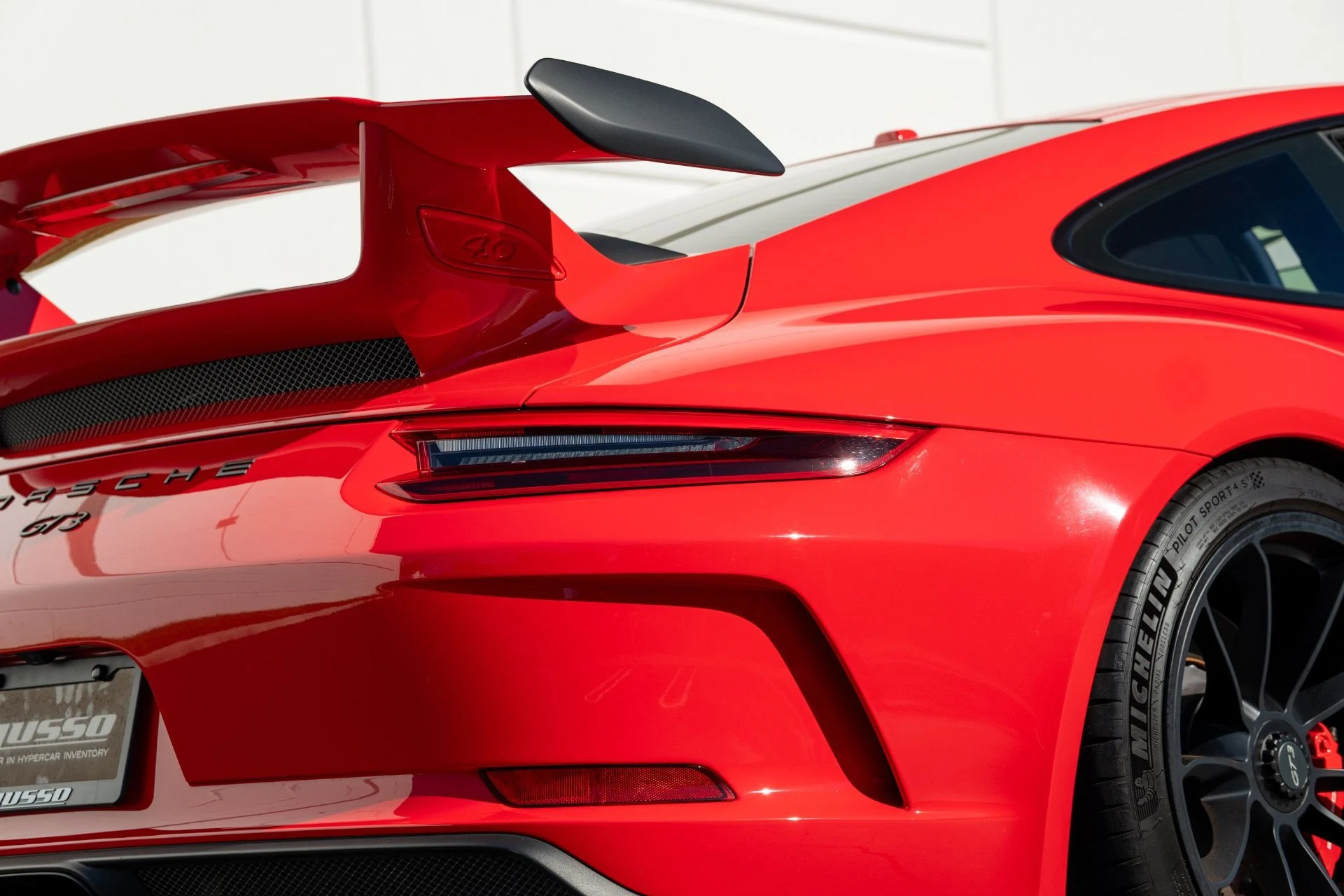 mph016_968017165_Used_2018_Porsche_911_GT_3_1755032810_bfd638383c