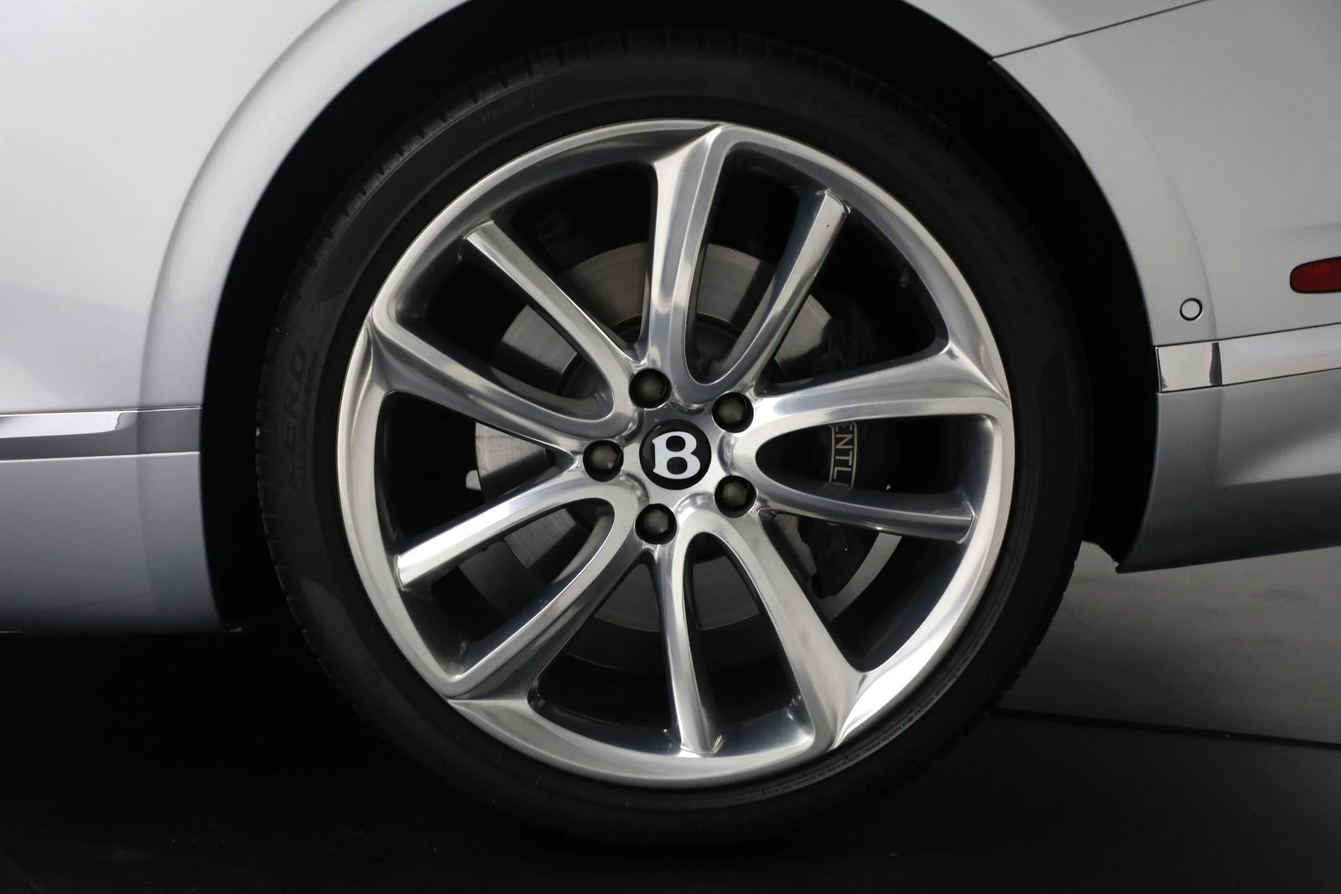 mph016_971287637_Used_2021_Bentley_Continental_GT_V8_d930d18267