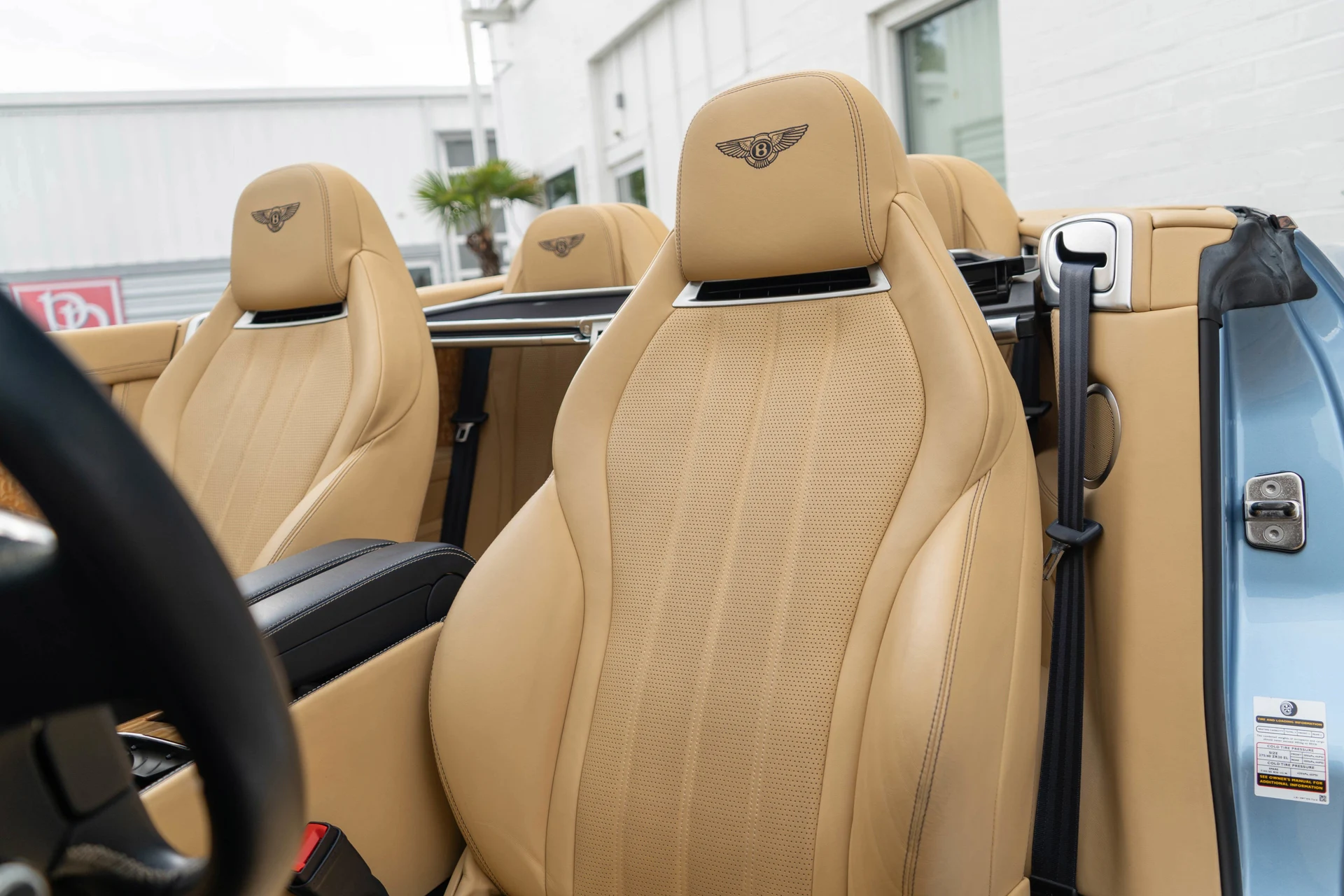 mph016_973598875_17_4c26509a97