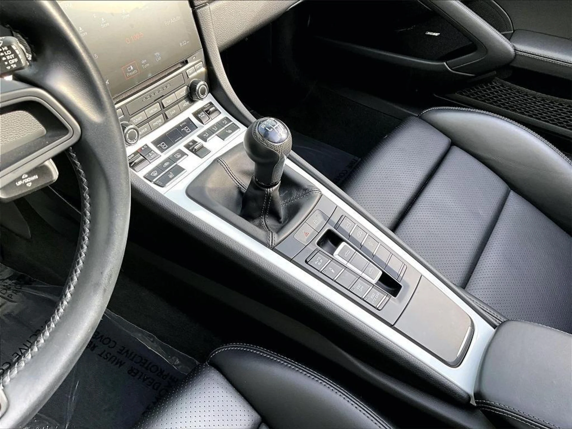 mph016_974123105_Nt1_B_Iygviq_Sz_S_Cx7m_HU_At7_L0_Ws_8550db1116