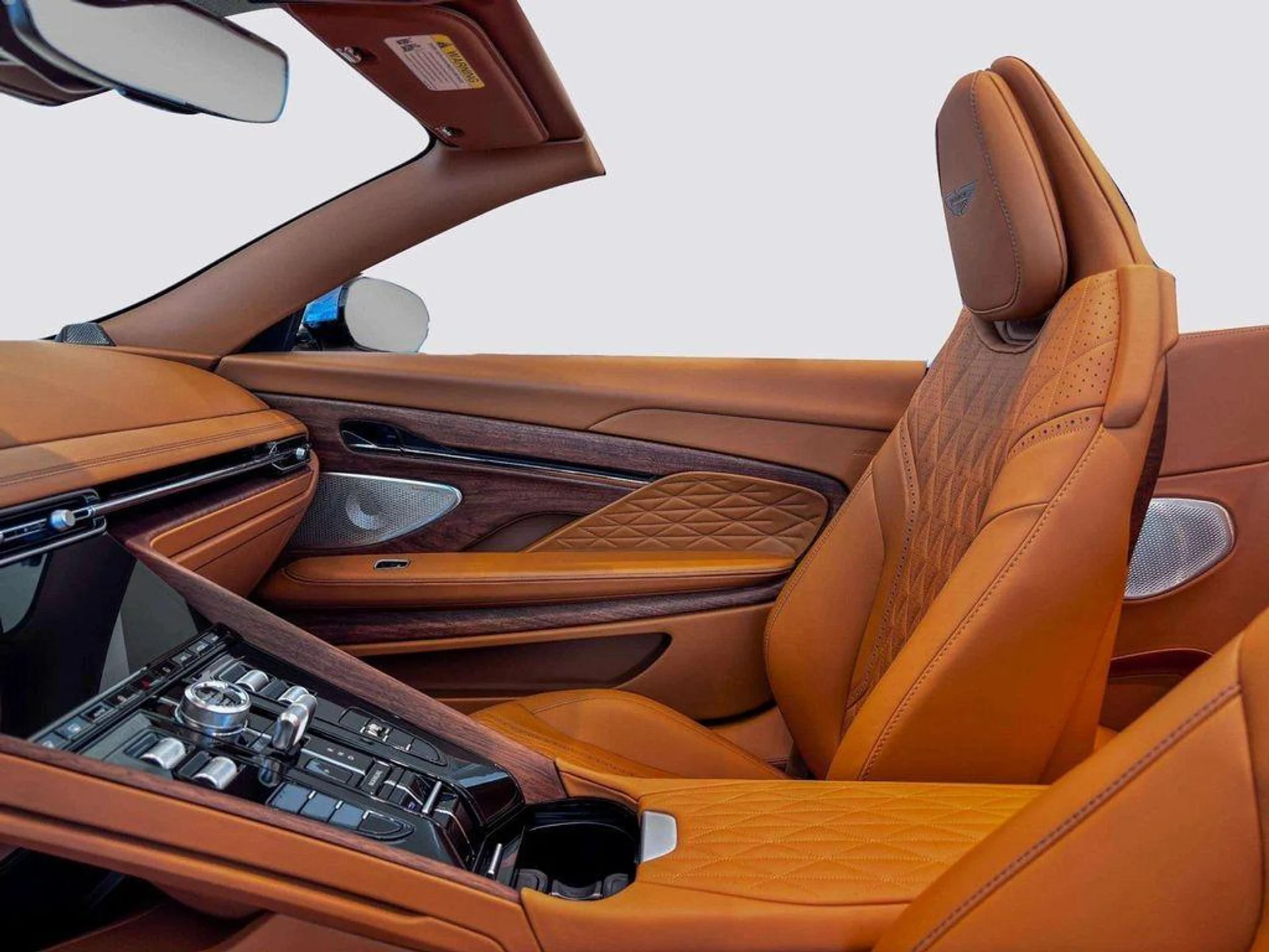 mph016_97755903_mp8ft7_c_Jppi8e_S_Ub_Cf_C8_EAK_0w_A_665ad41512