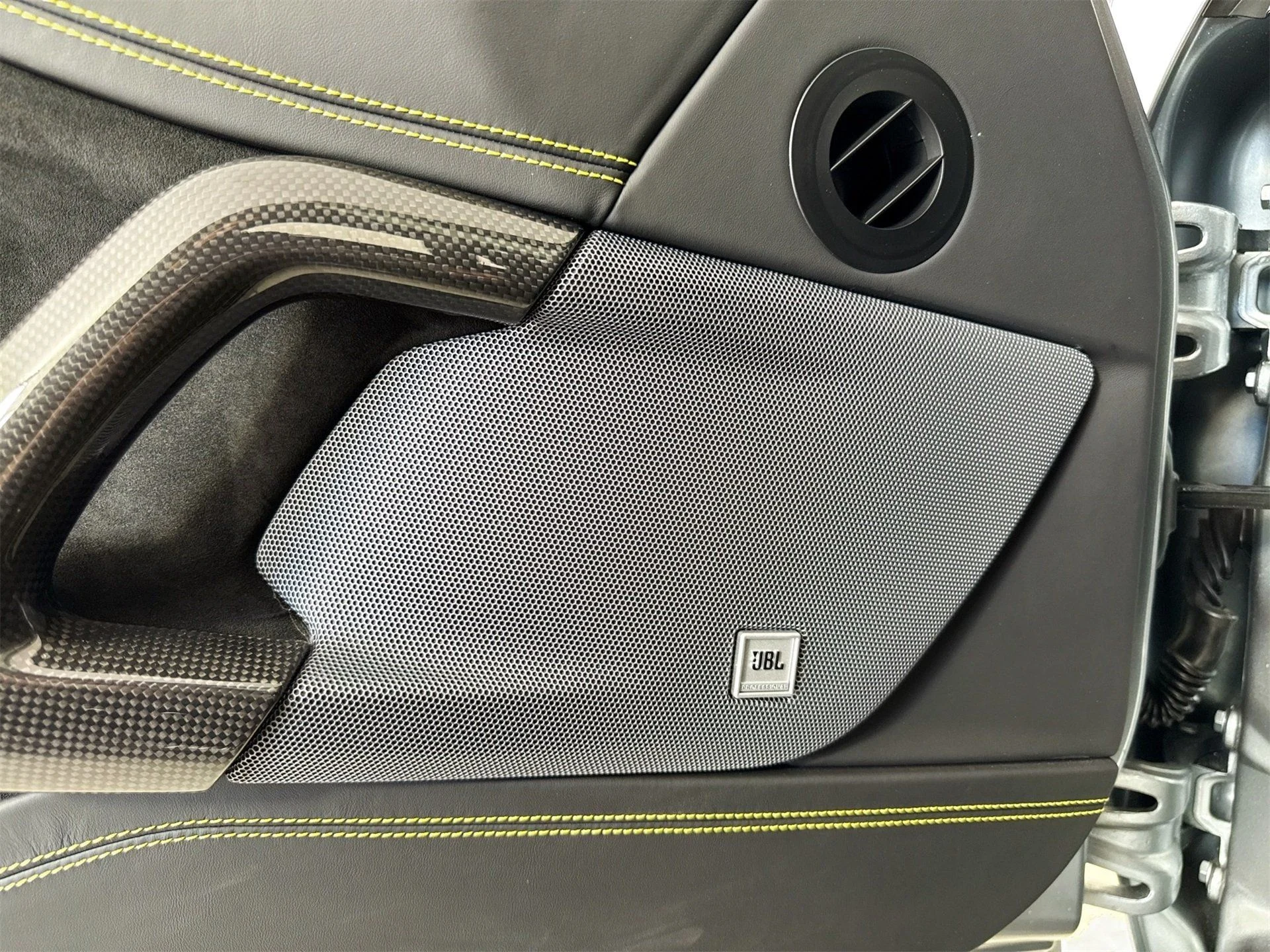 mph016_979308169_d763bb209cd7e08fa86849075fb29432_3613fd93b7