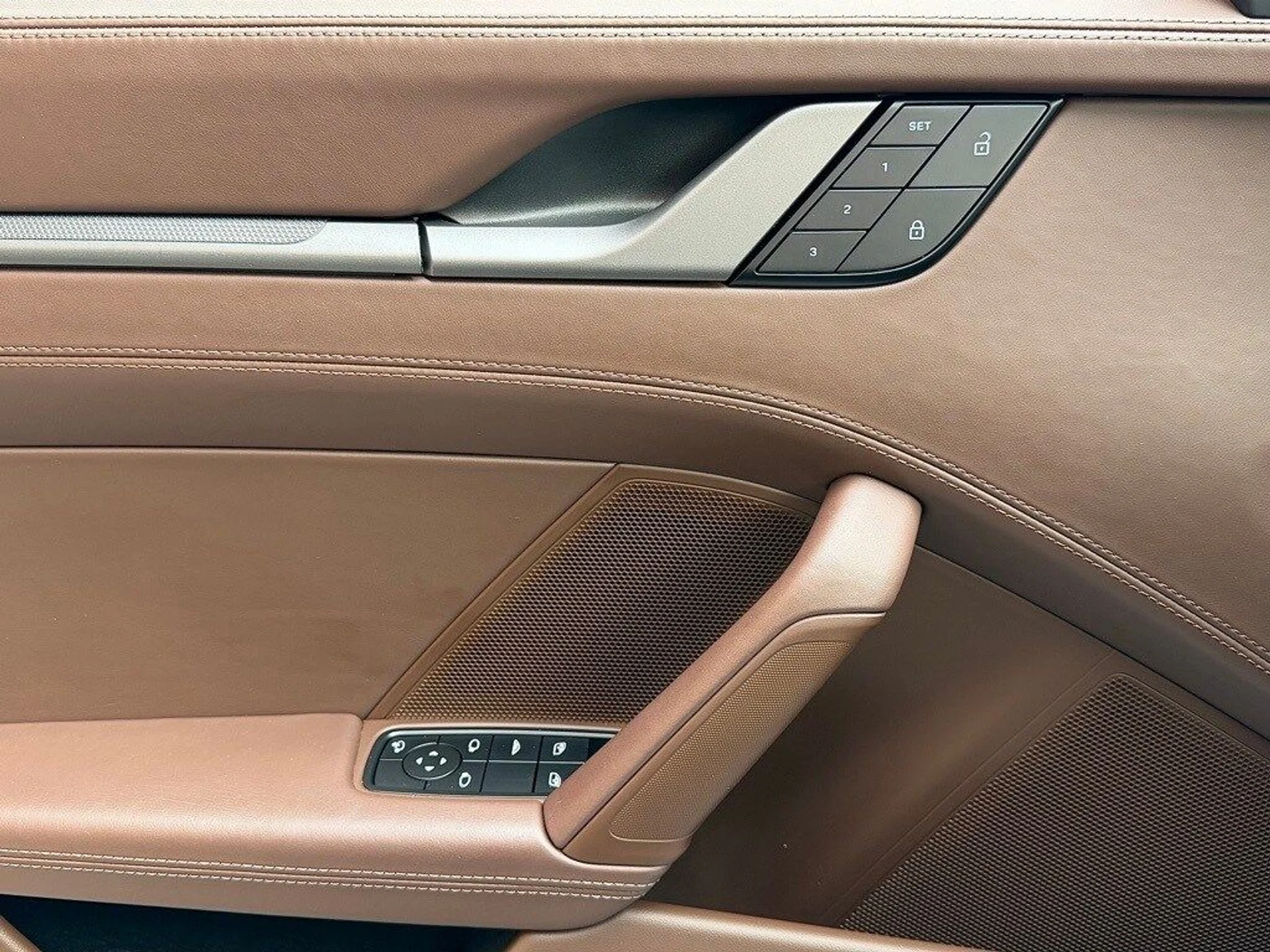 mph016_981051786_23db6aae4ce91ae70503062d2a0e8760x_ed0350e970