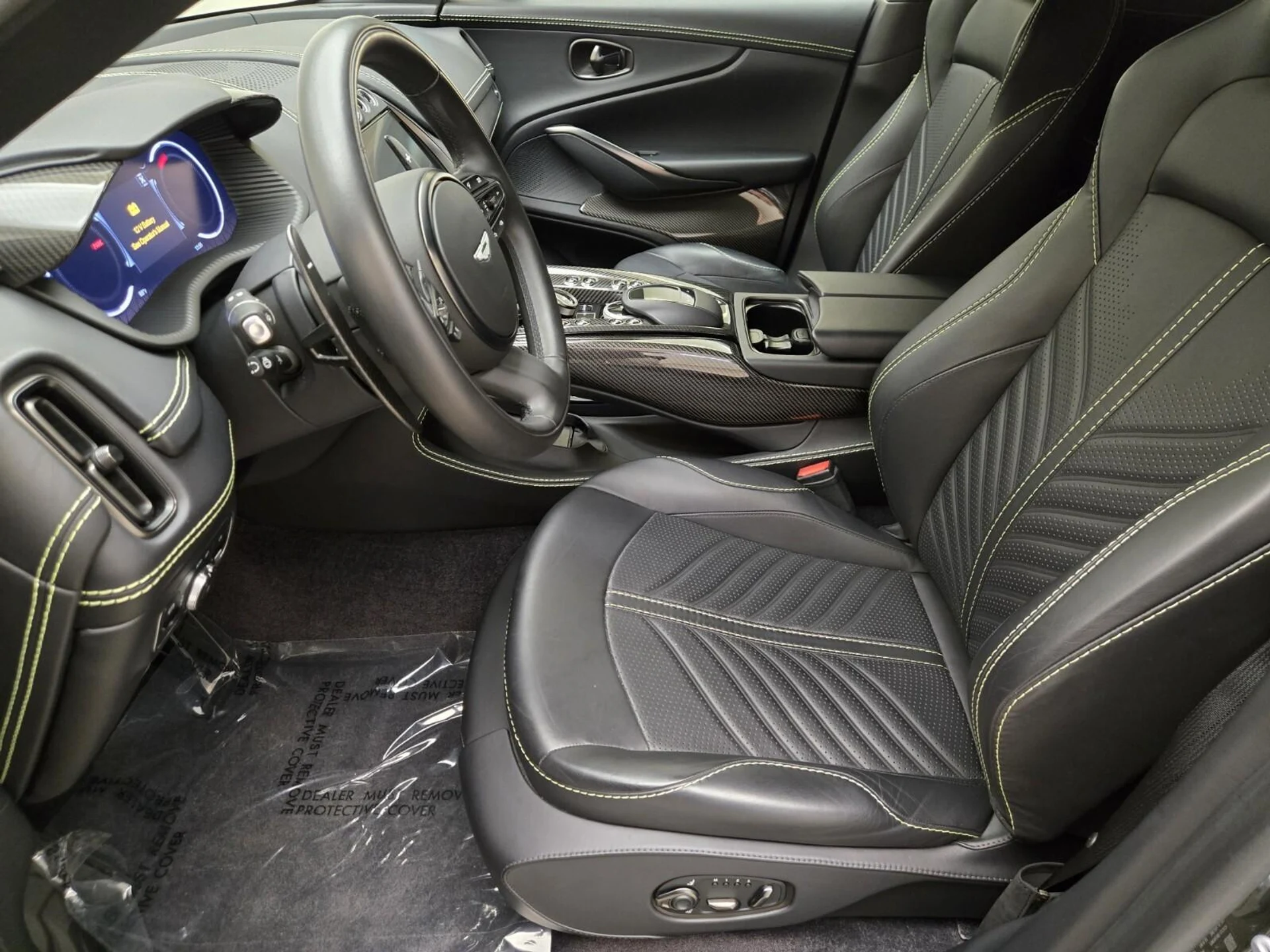 mph016_985007577_Used_2023_Aston_Martin_DBX_707_1758610628_524af8005a