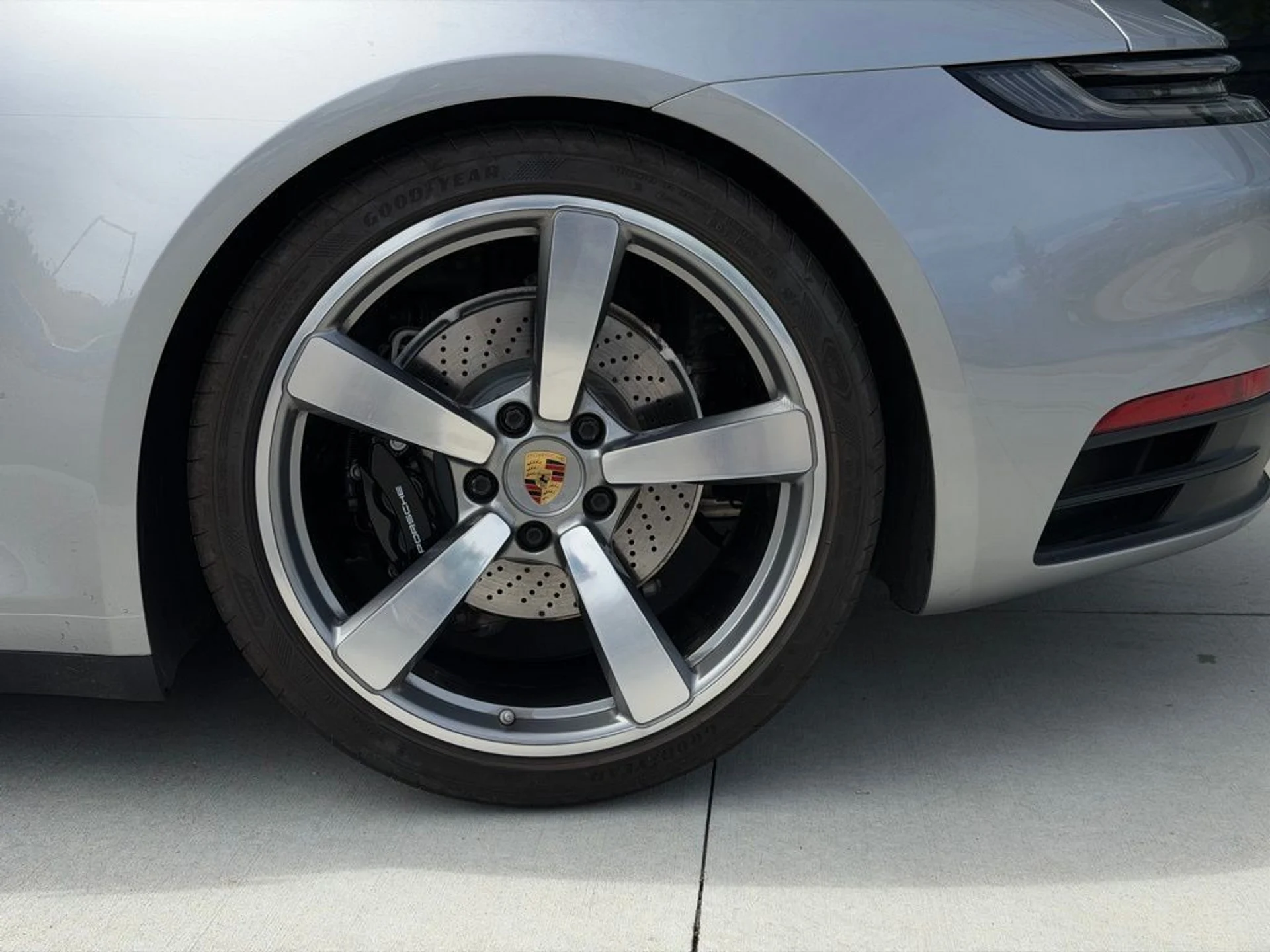 mph016_987150298_c961b45e645cd441a2980d4da366bf54_c55db994ad