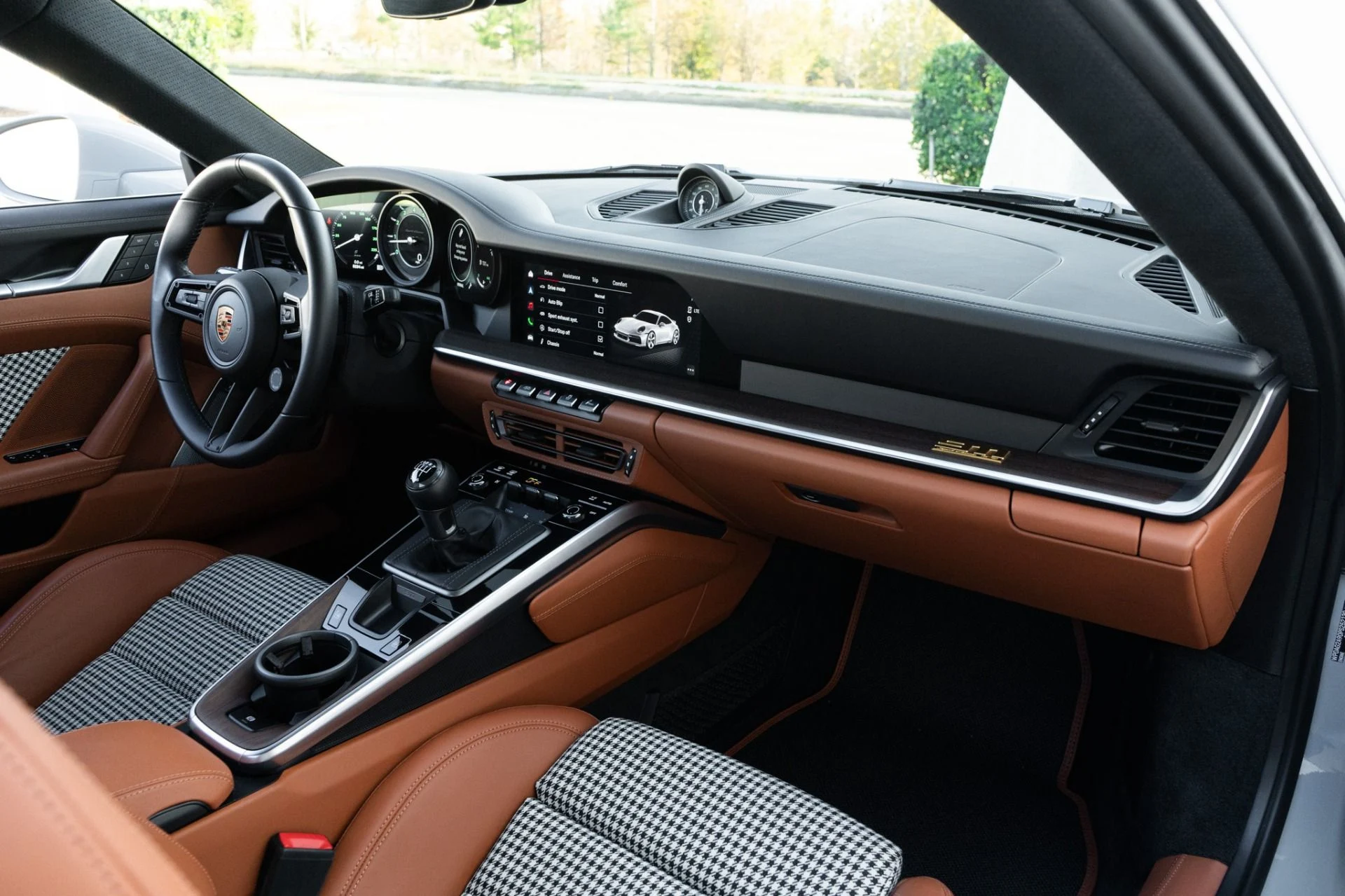 mph016_987368749_Used_2023_Porsche_911_Sport_Classic_1767656411_9822670c47