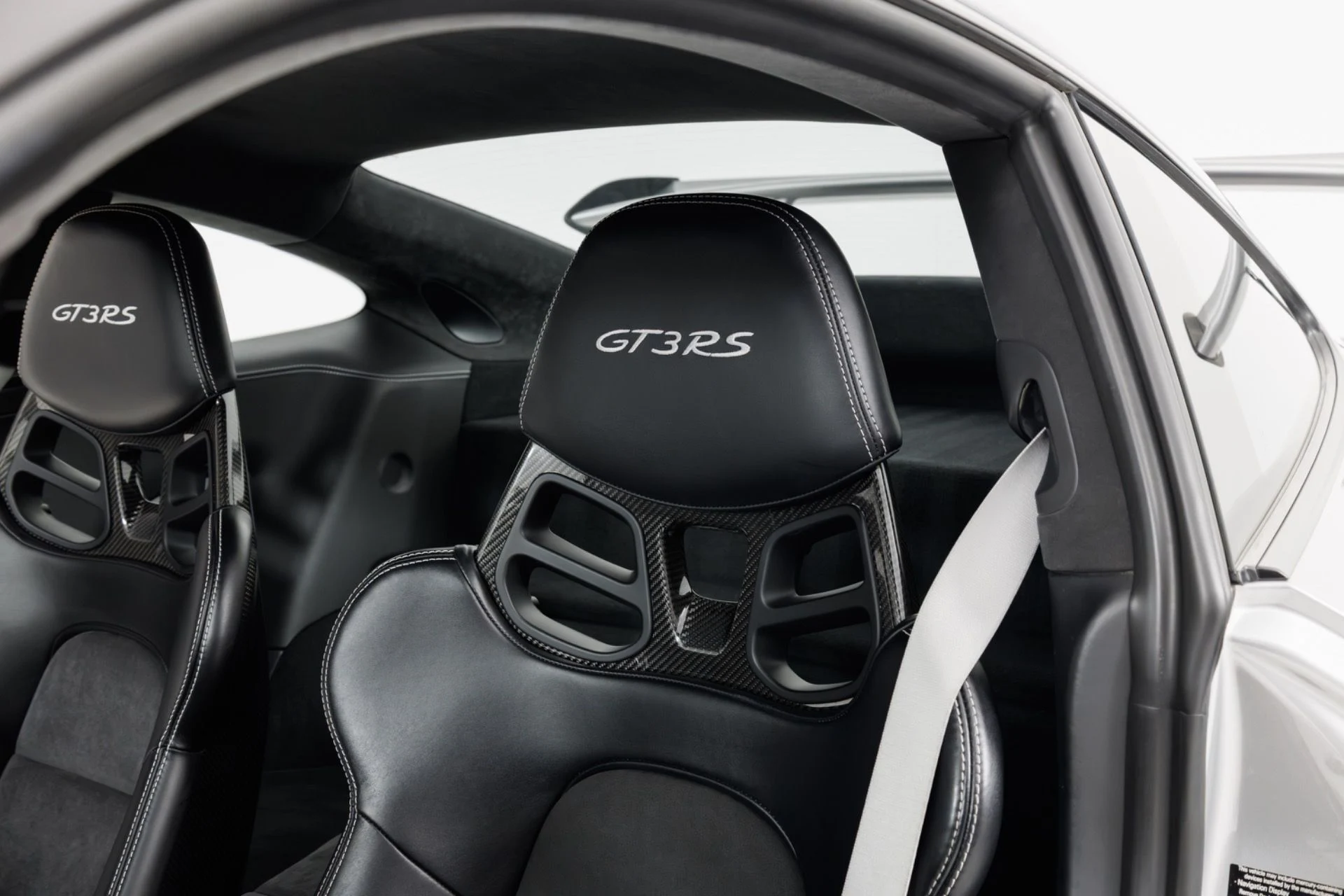 mph016_987965767_Used_2016_Porsche_911_GT_3_RS_1782496707_bfcba99278