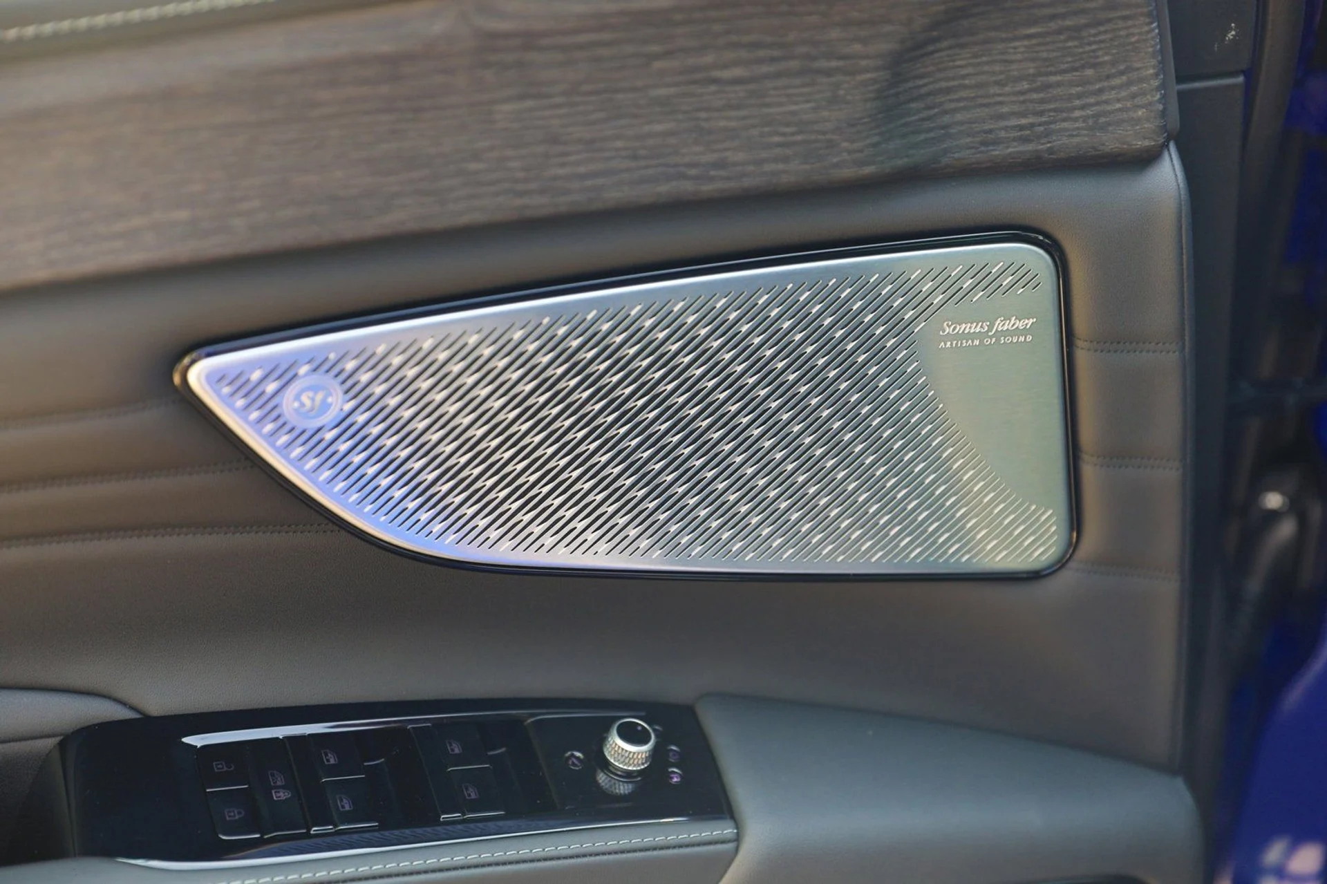 mph016_995120138_d0c772c299c44ee3befda7b89913cda9_68eb26a0d6