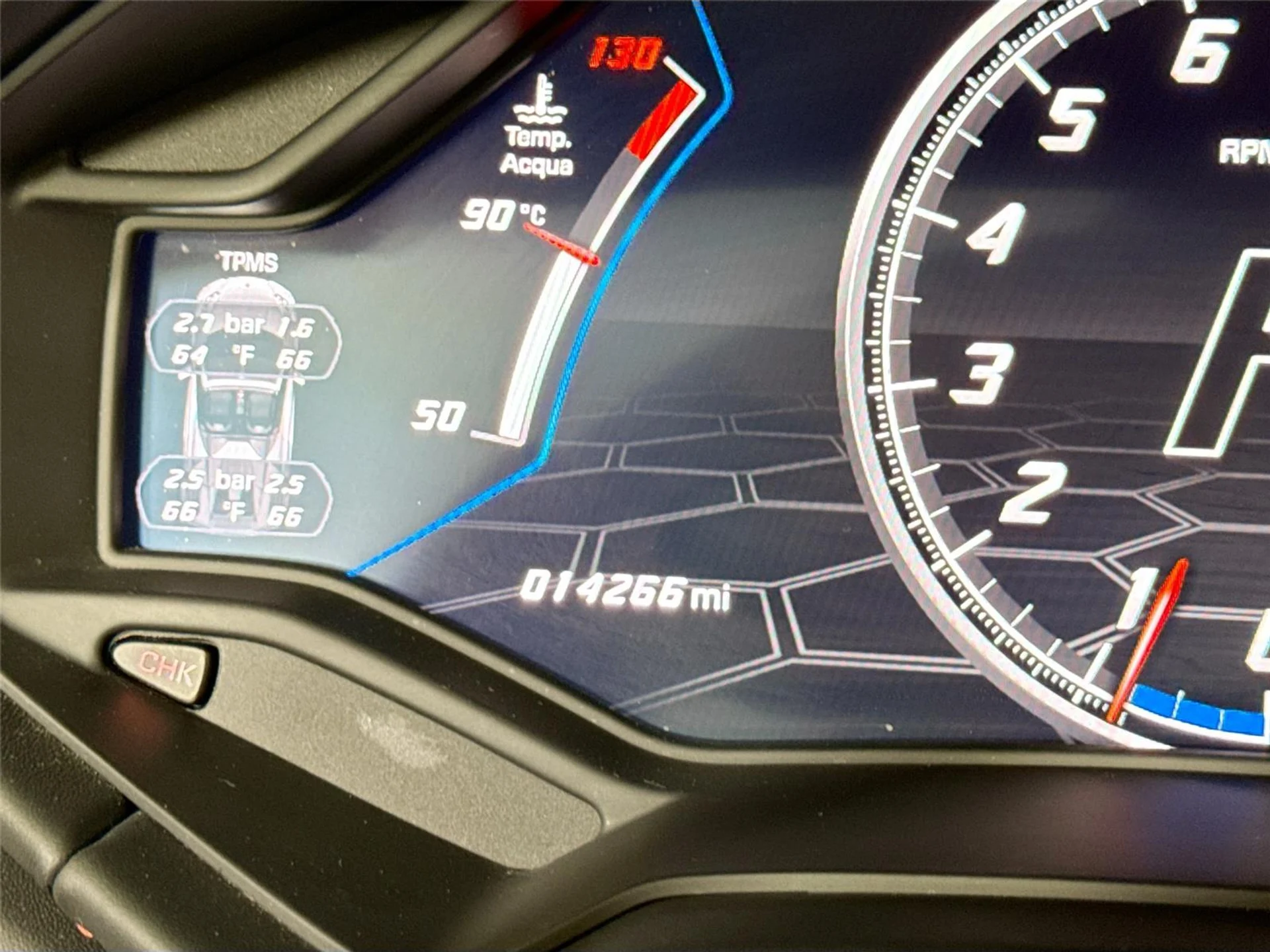 mph016_99636185_7102063dee1aed47ef355d72a1c8312a_004f9f9924