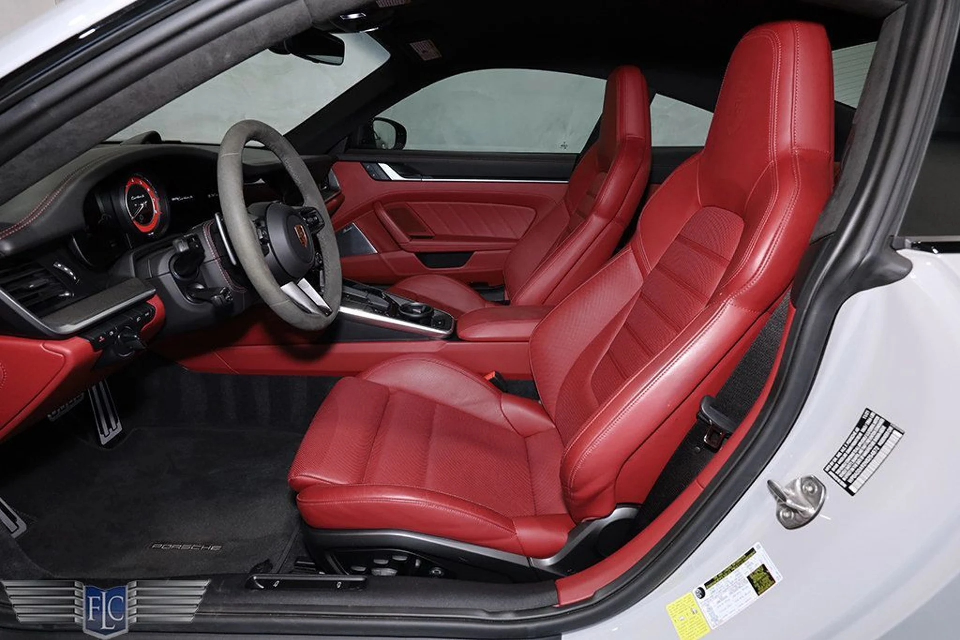 mph016_996942146_used_2022_porsche_911_turboscoupe_9689_22838871_17_1024_31a6b0ac1e