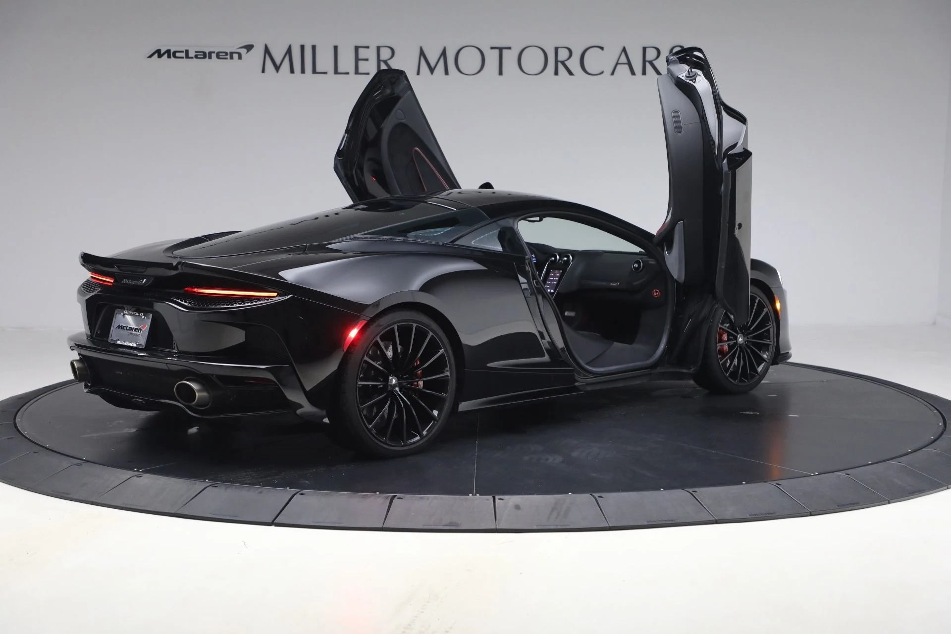 mph017_1003161417_Used_2023_Mc_Laren_GT_Pioneer_65da683f64