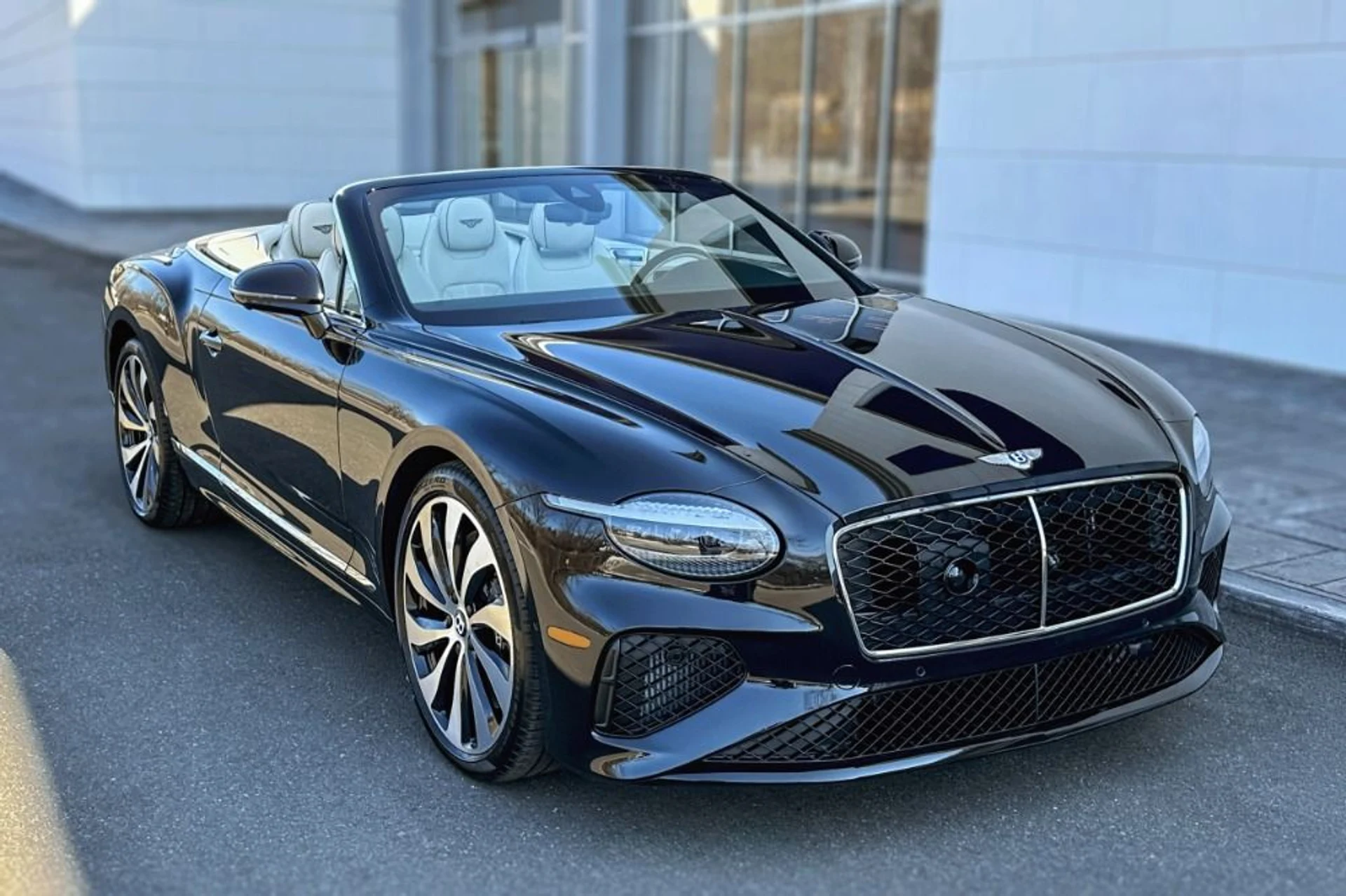 mph017_1003639072_New_2026_Bentley_Continental_GT_GTC_1773231268_7f11fedd5d