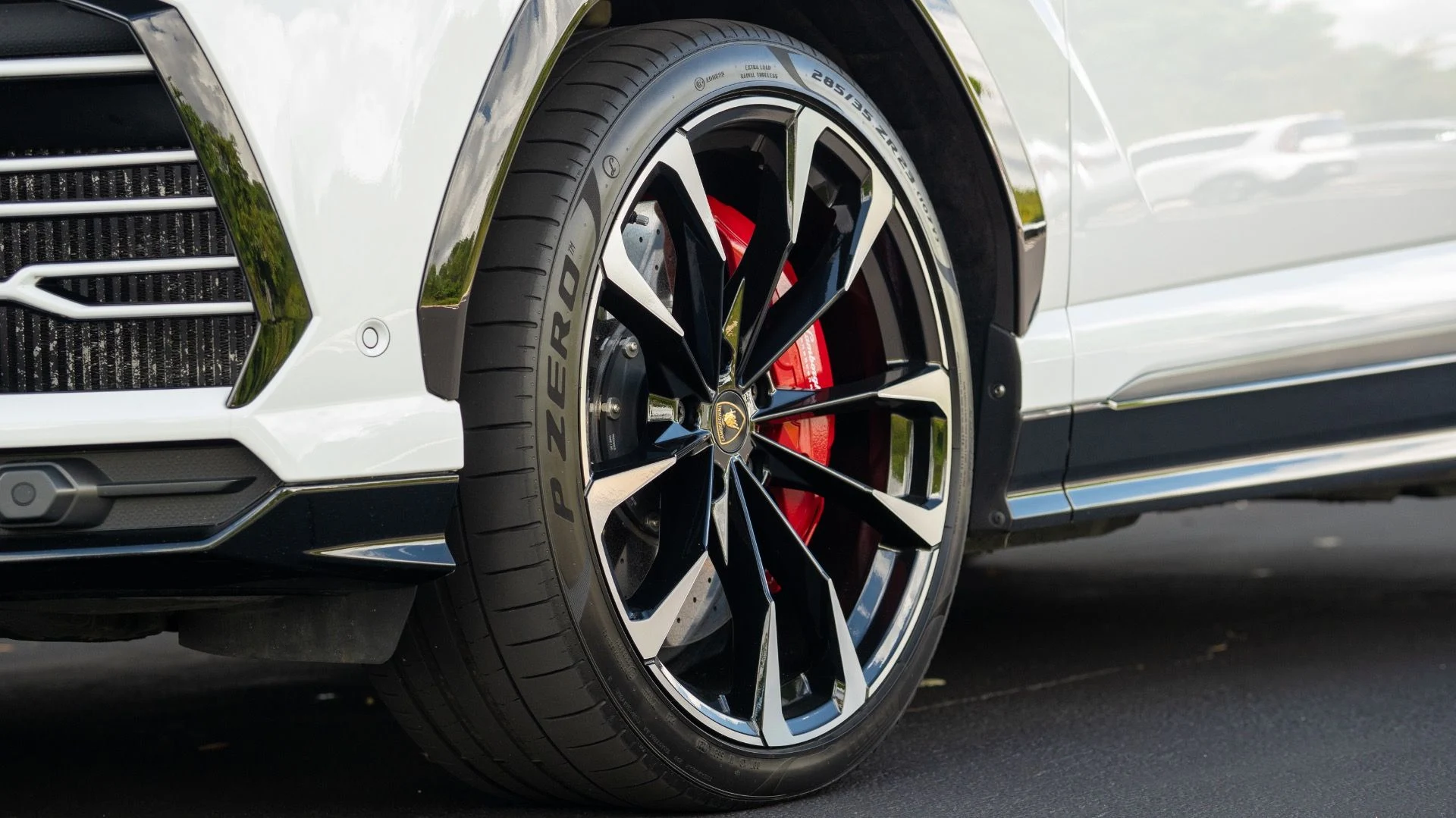 mph017_1005649710_Used_2021_Lamborghini_Urus_1754682005_14dc7c1bac