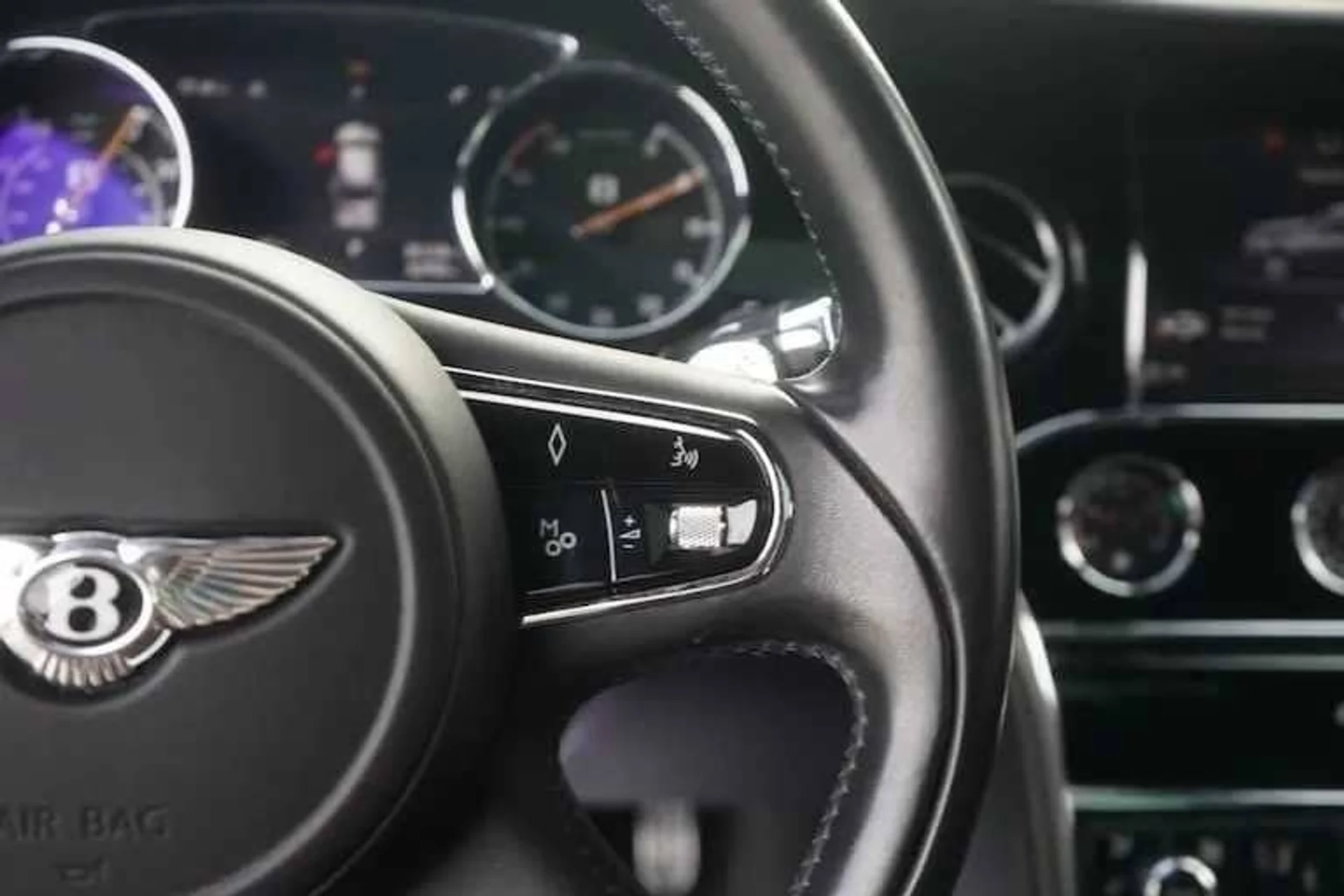 mph017_1006432301_6767cc4797bddb74dda6c7ce01d27144x_c8e3760908