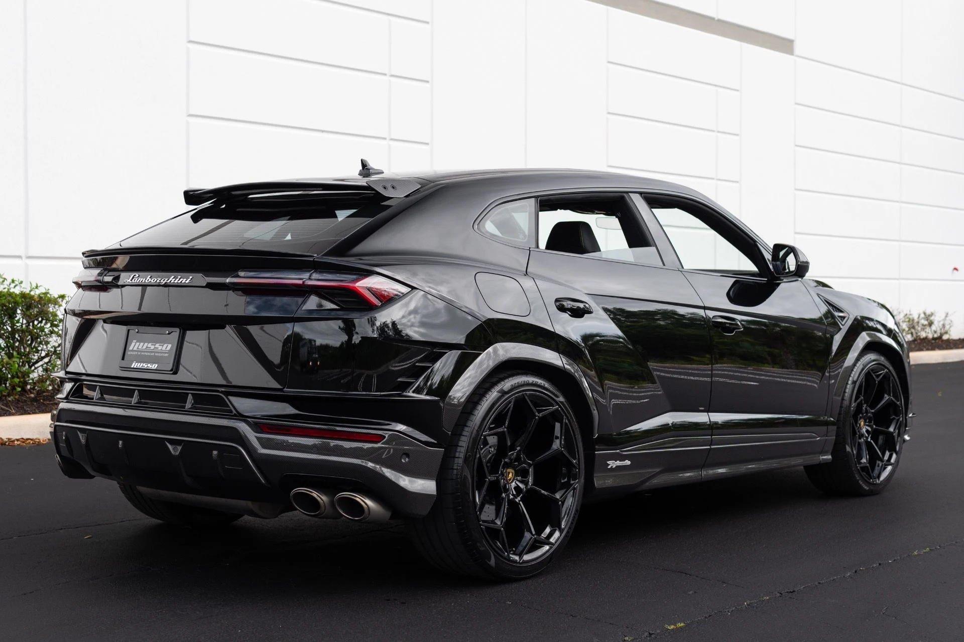 mph017_1007493987_Used_2024_Lamborghini_Urus_Performante_1774062617_513c7d54fa
