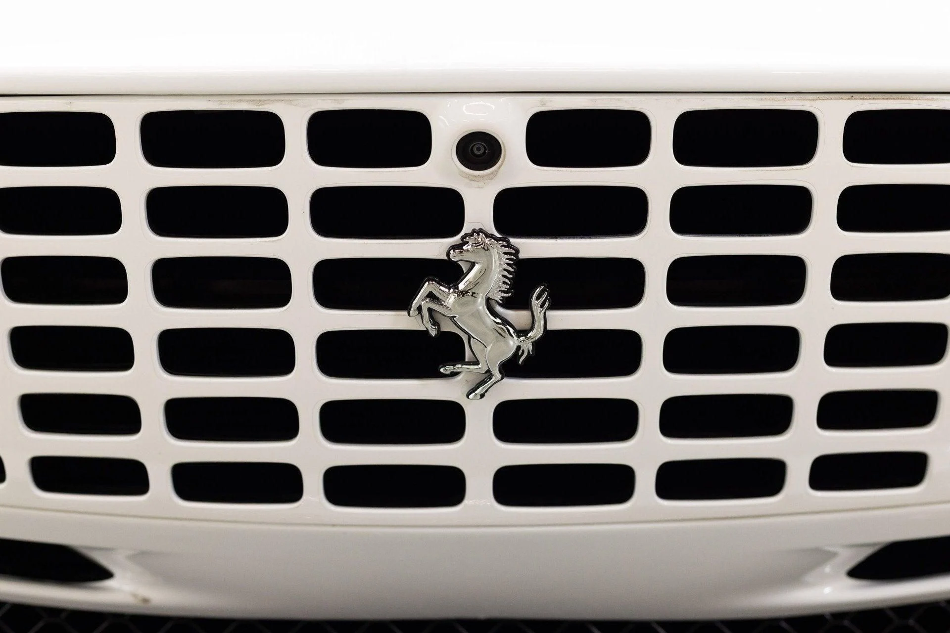 mph017_1010180316_Used_2024_Ferrari_Roma_1777368605_be25e1c777