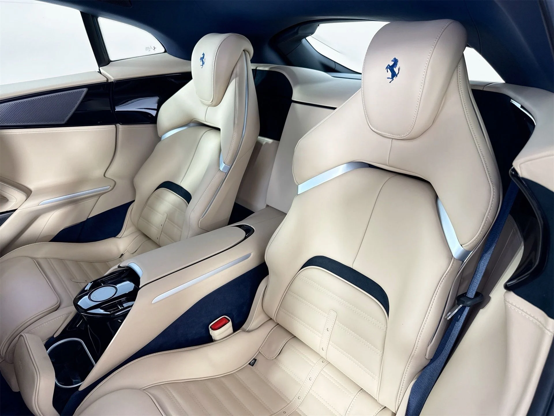 mph017_1013834426_2e4ea61b045460c47277eab8d0e61e14_2894e83ac8