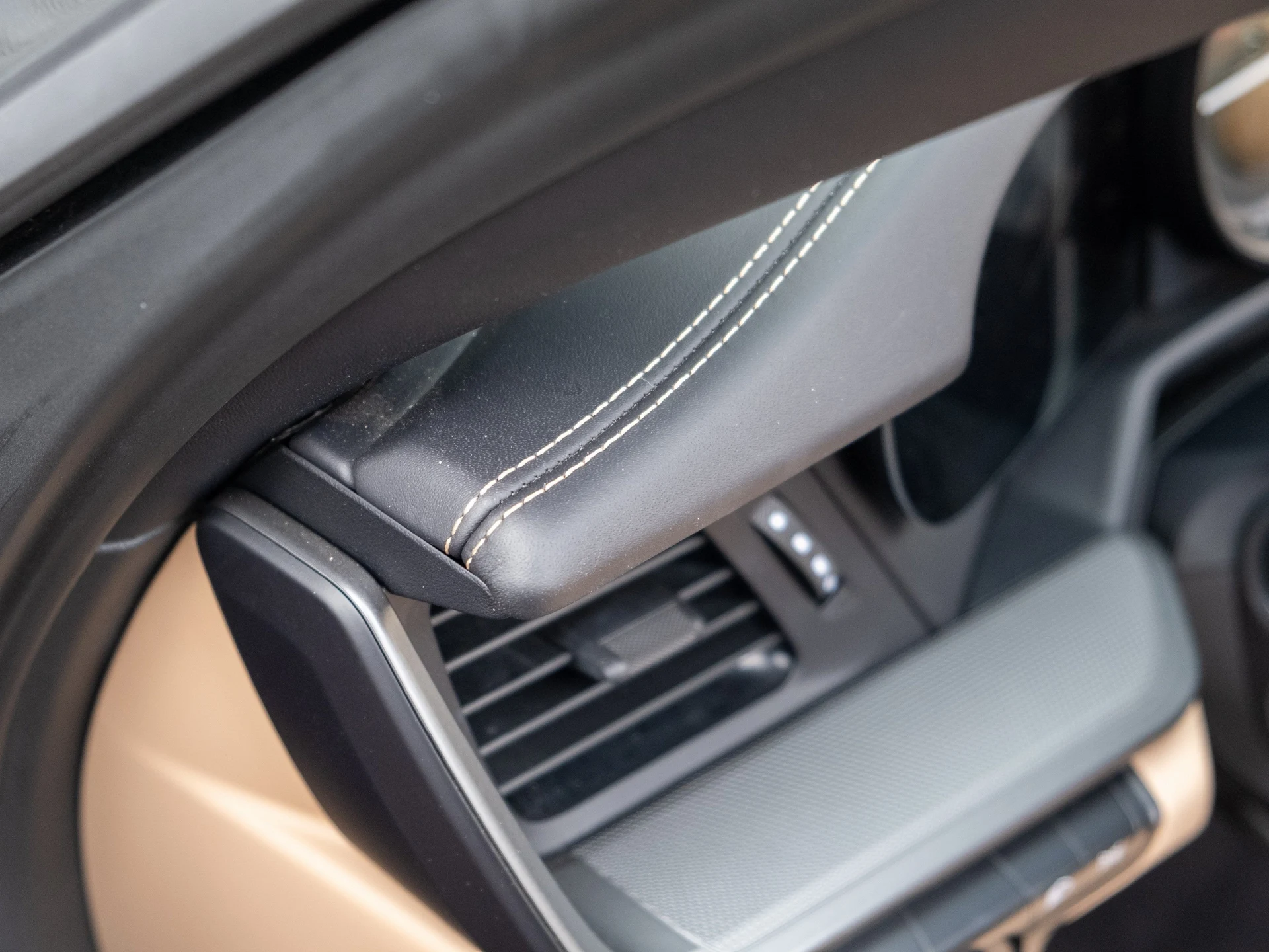 mph017_1014662546_18_0b492430af