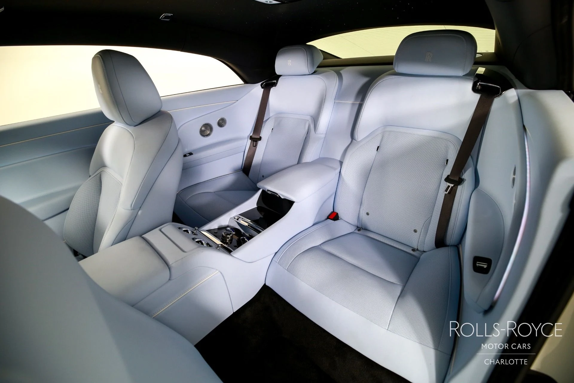 mph017_1018146802_Used_2025_Rolls_Royce_Spectre_1752785235_19cb98989d