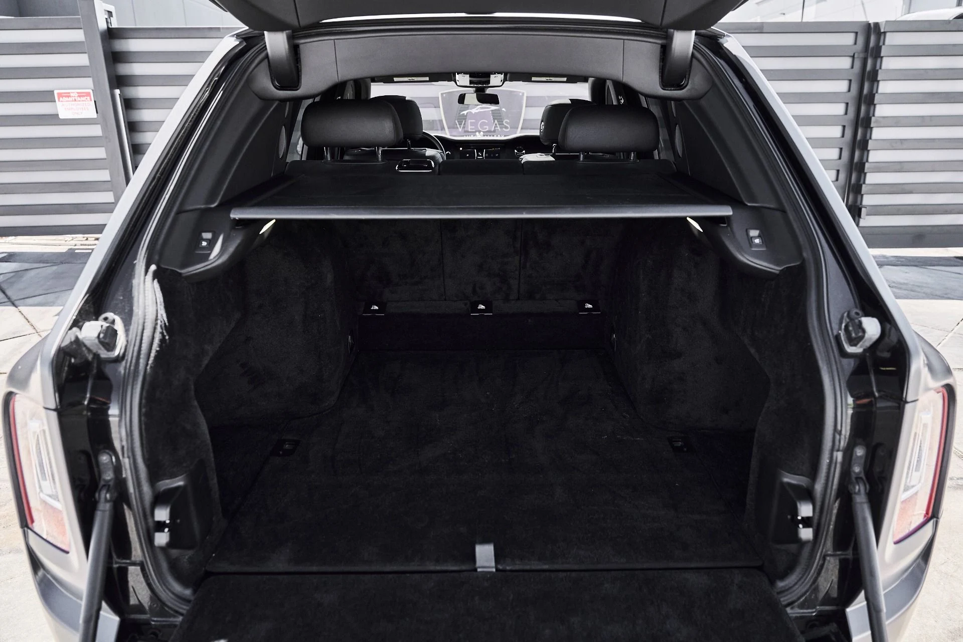mph017_1029652781_Used_2020_Rolls_Royce_Cullinan_Base_1780083337_b3383984b3