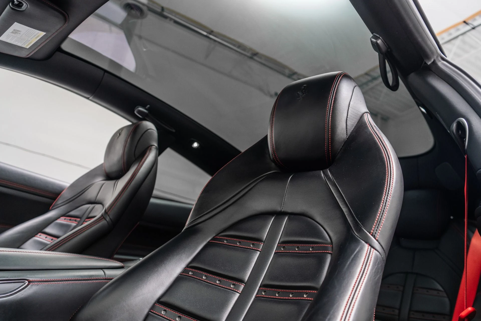 mph017_1030675189_Used_2019_Ferrari_GTC_4_Lusso_1790632614_96922269b7
