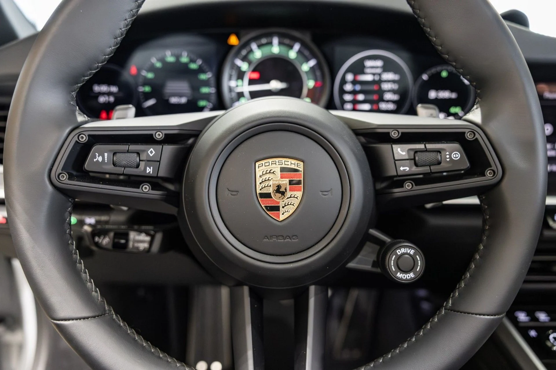 mph017_1030997319_ow_557b5a510c