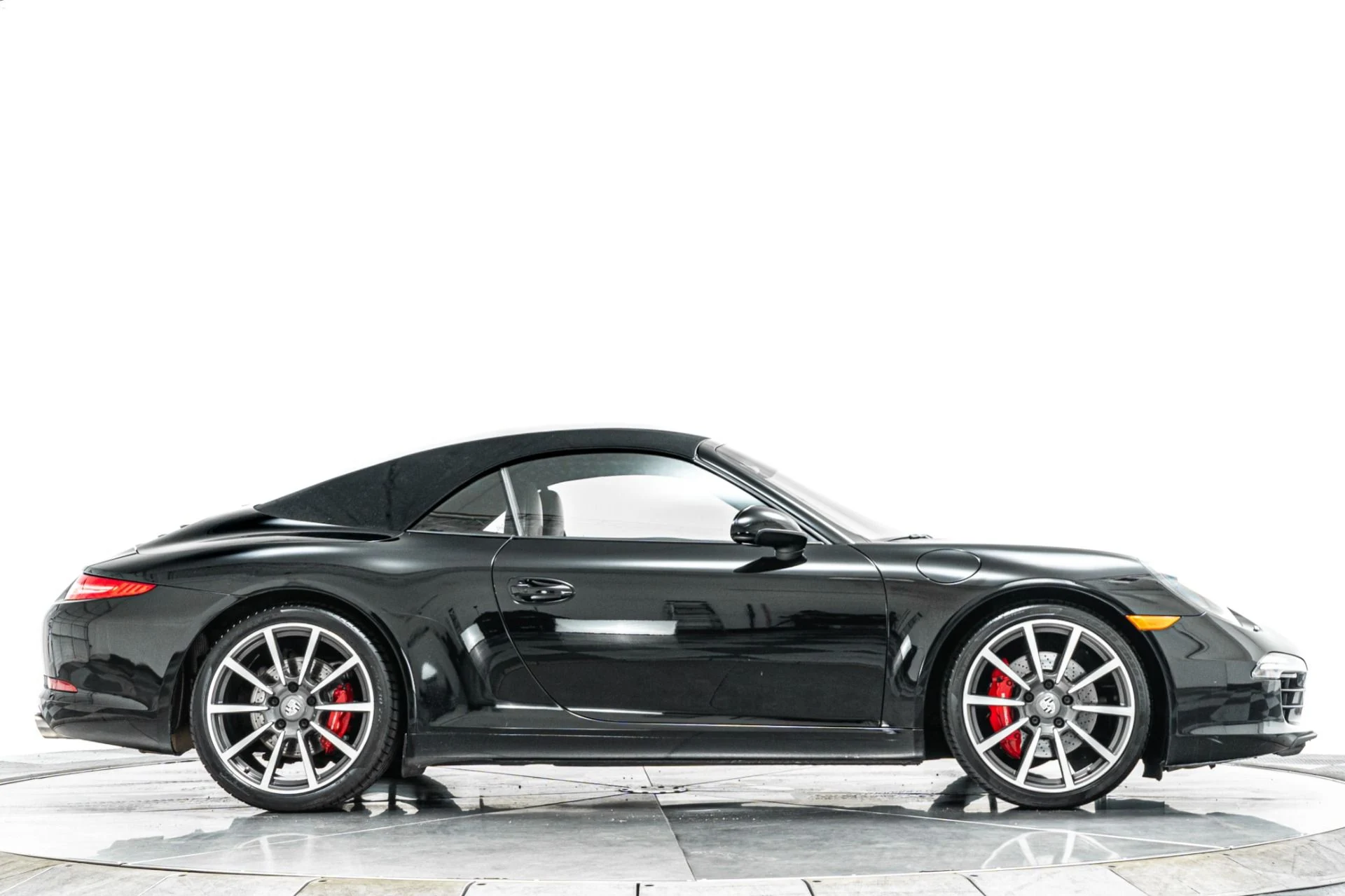 mph017_1031474102_Used_2014_Porsche_911_Carrera_S_Cabriolet_Premium_Package_Plus_Sport_Chrono_1788280654_76c8f64b01