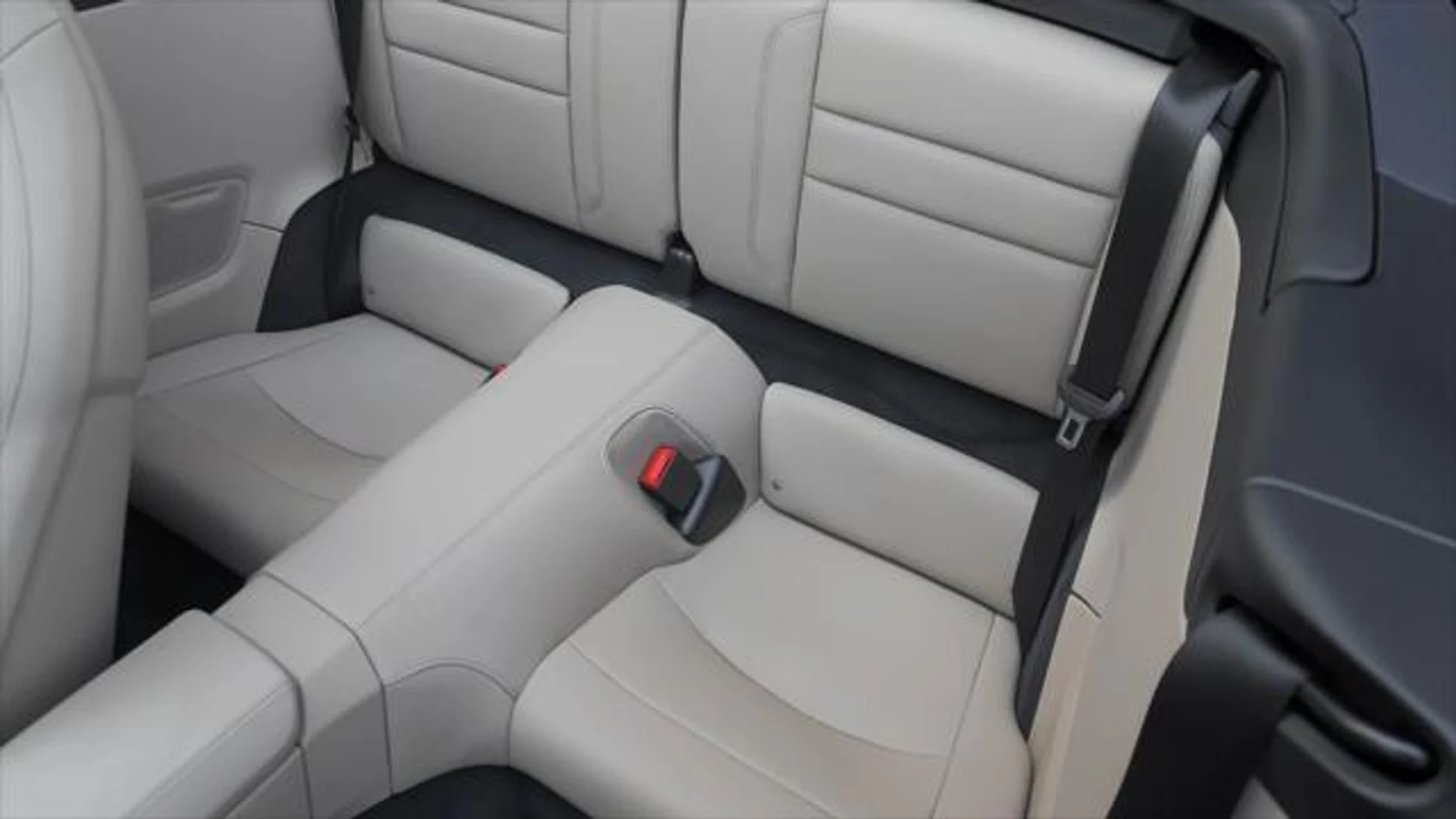 mph017_103230736_B_Yutak34q1r25ns10fp80_Q_Vbf_Yg_39be00294e