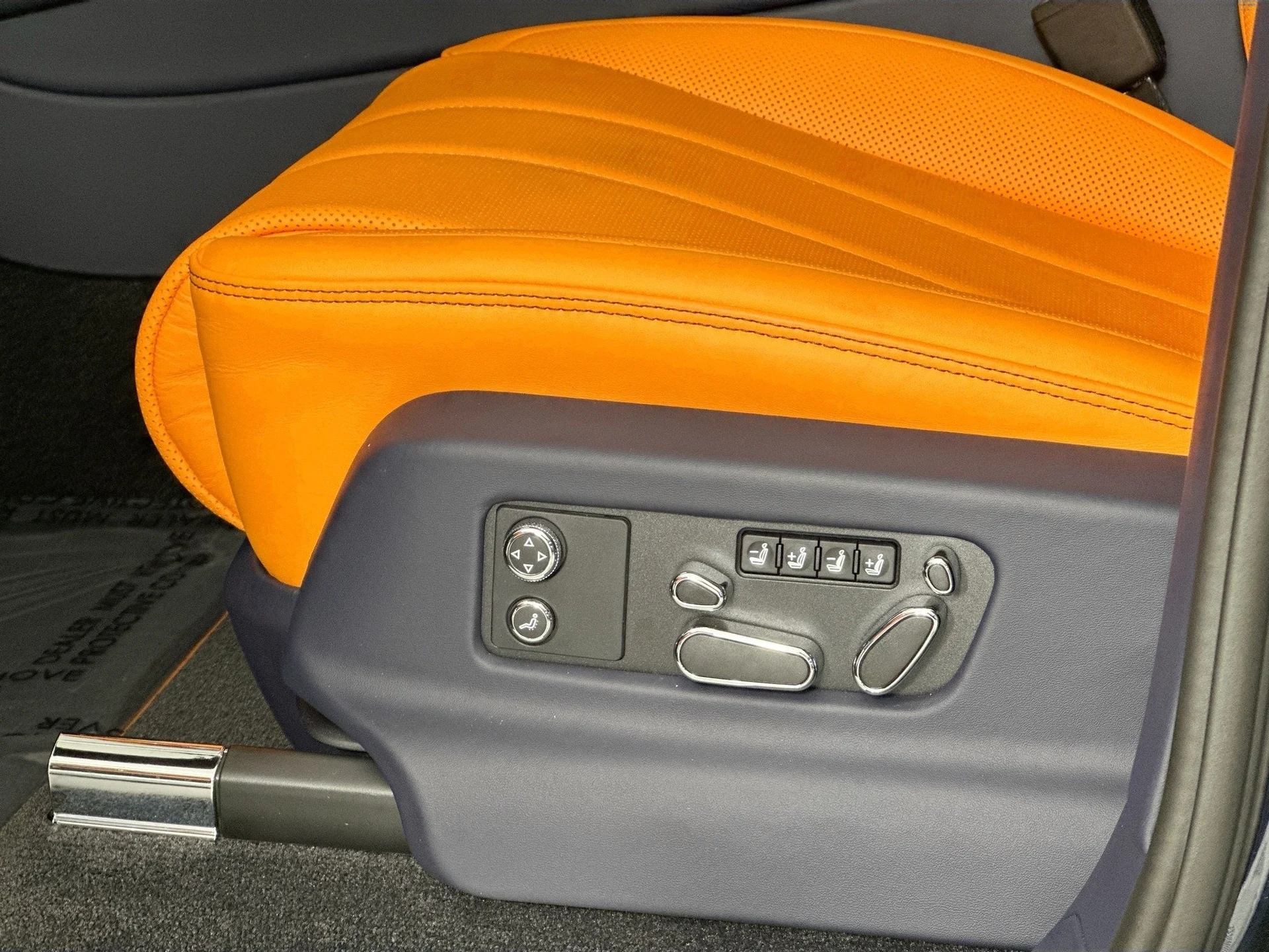 mph017_1041759404_18_55eef7c0fc