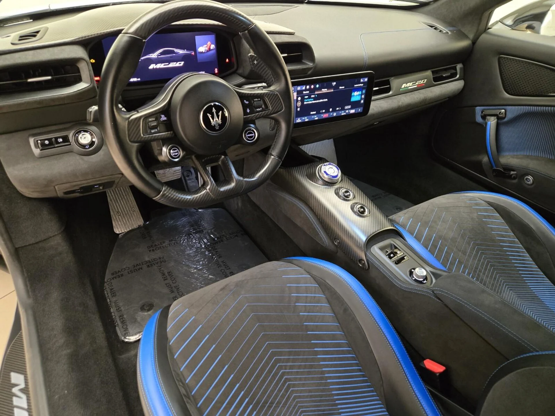 mph017_1045525257_Used_2022_Maserati_MC_20_1777527733_96bbed437f