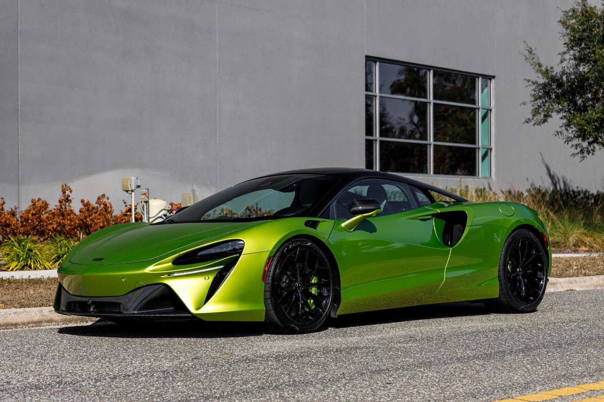 mph017_1051660151_287_p18_l_8e51e8f9cd