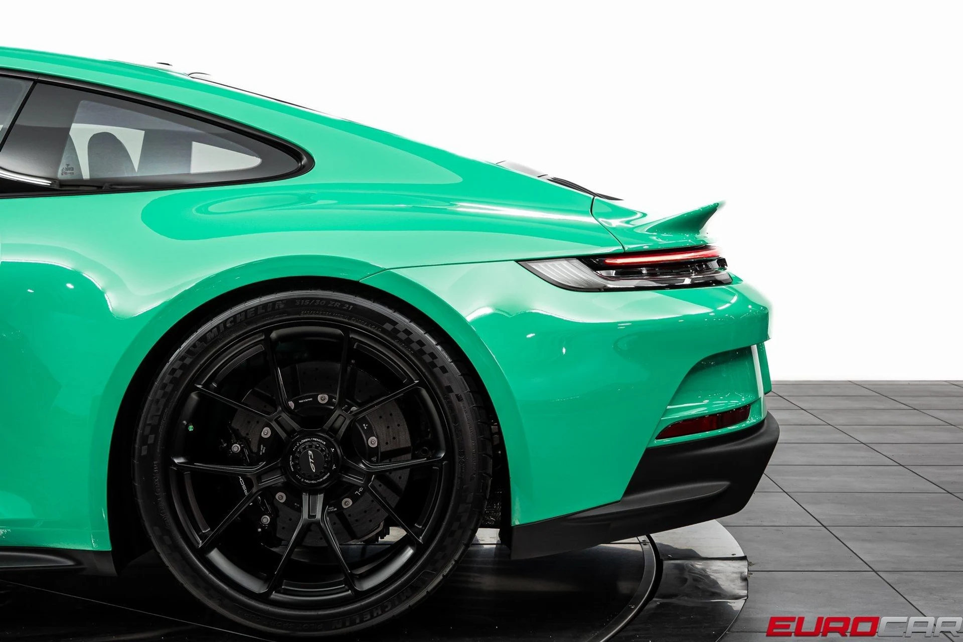 mph017_1053626425_image_18_cdcad4b6ff