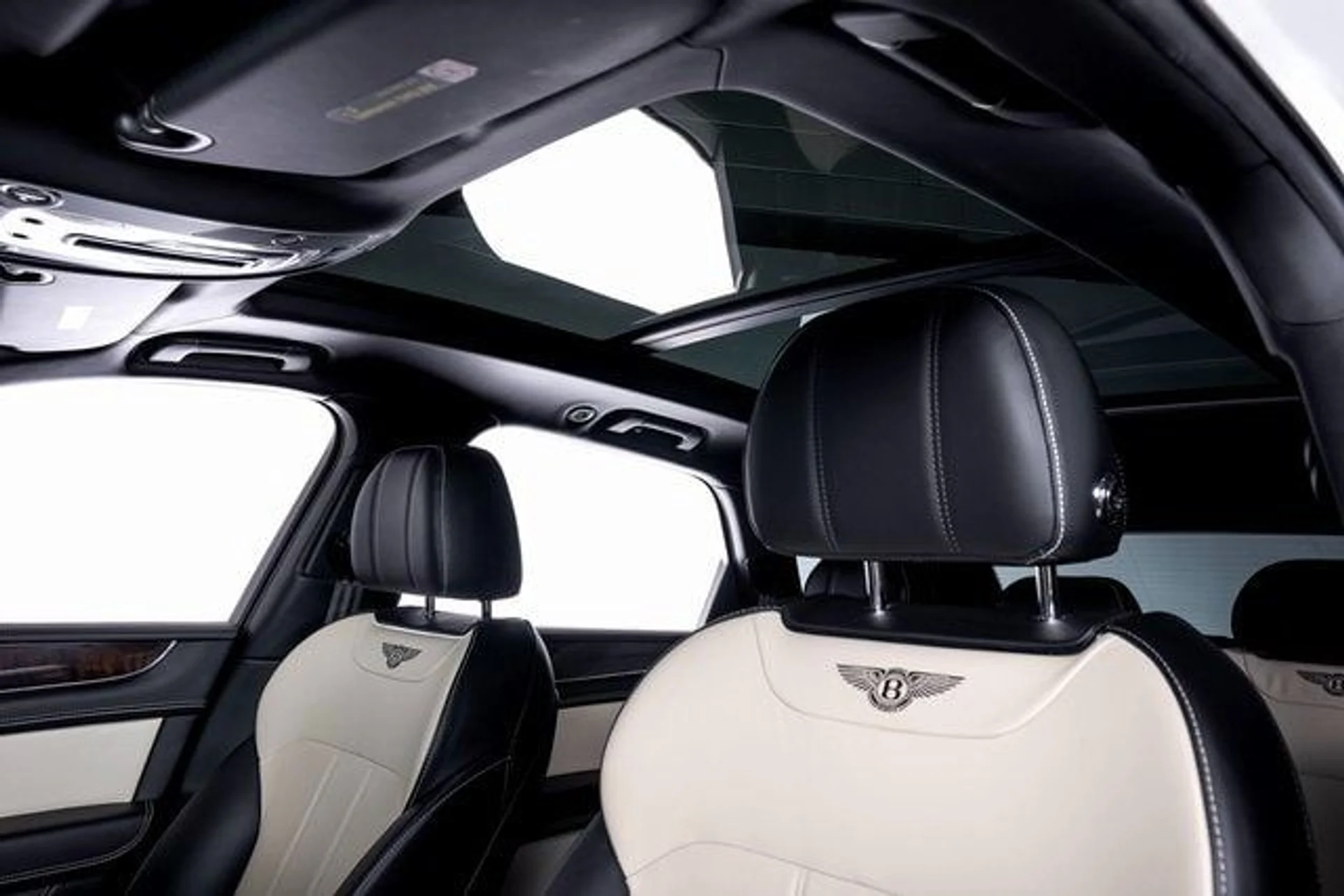 mph017_1054939601_a43879d9f2261566dcd82cd07f64a829x_11c2e05315