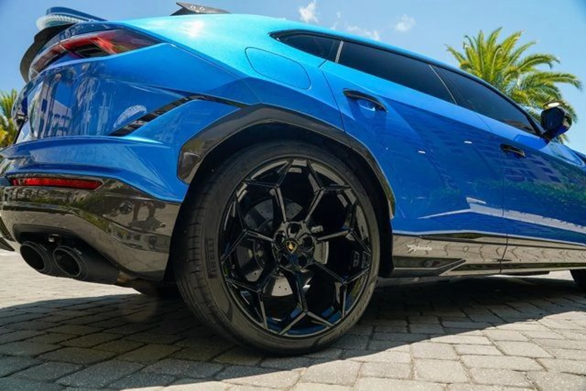 mph017_1066079614_used_2024_lamborghini_urus_performanteawd_14354_22887761_18_640_a9fd9e9f51