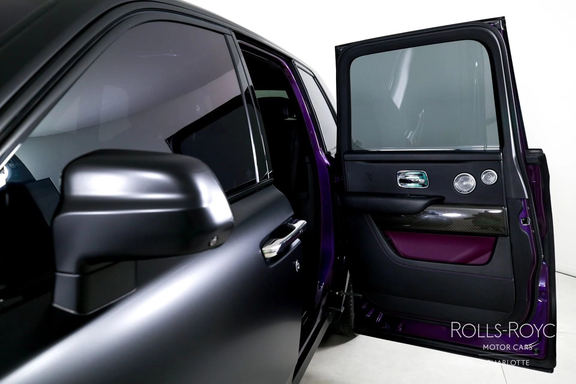 mph017_1072612023_Used_2020_Rolls_Royce_Black_Badge_Cullinan_1772145371_c92219131c