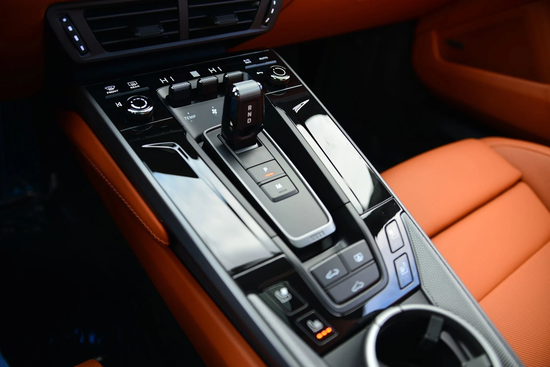 mph017_107817875_b6cc82d3ee5a64214ff2e7d5798e37a6x_5cb6a9968a