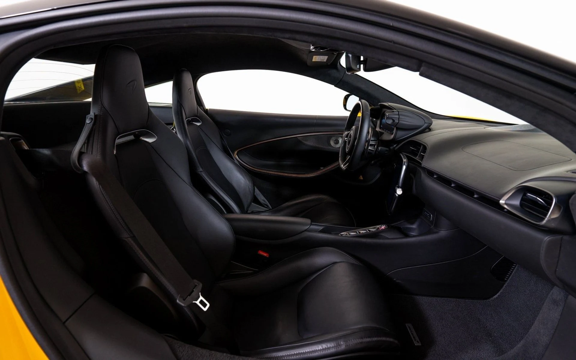 mph017_108302604_1ef5eb61ecc534d965fbf7ee80adb0bdx_22106169c5