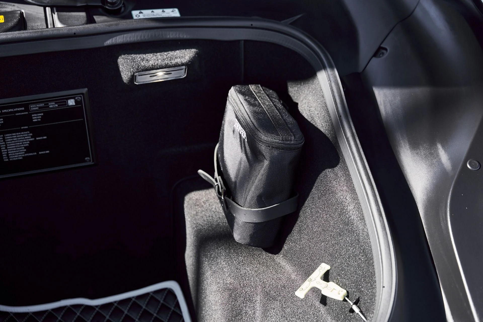 mph017_1085852869_Used_2017_Ferrari_488_GTB_1768271146_14ad170dd1