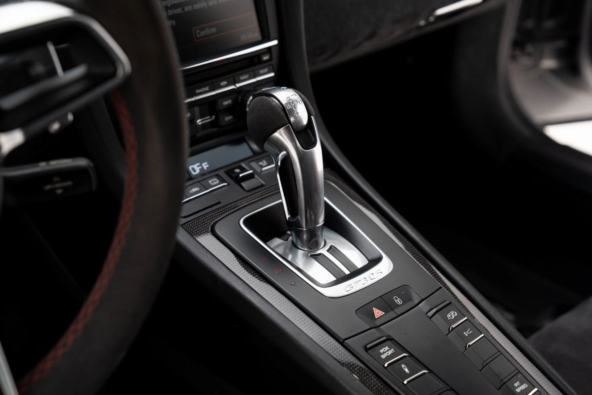 mph017_1091397011_Used_2016_Porsche_911_GT_3_RS_1779139297_cb7b211dba