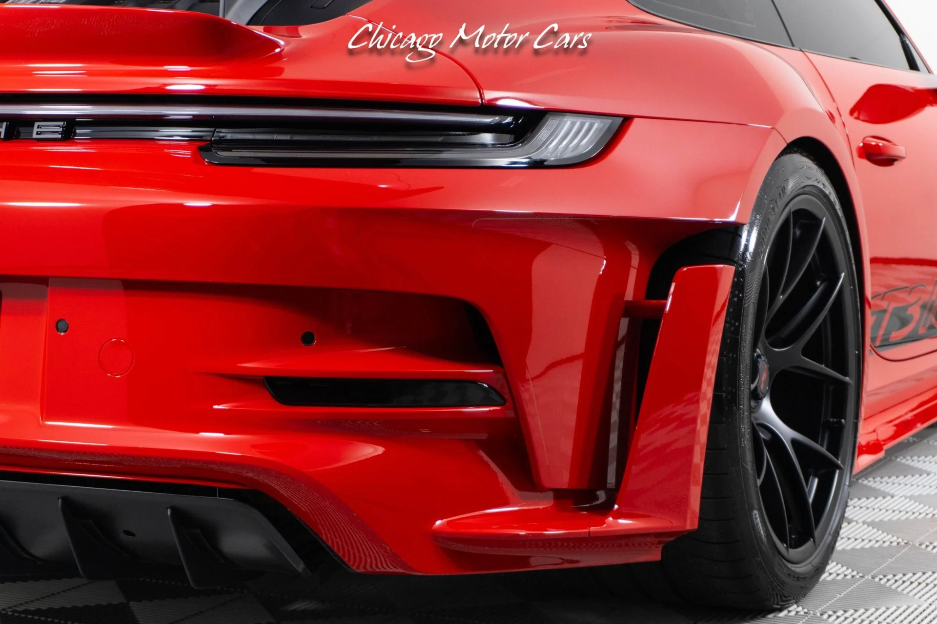 mph017_1096679375_13042_p18_l_a1c39b9b39