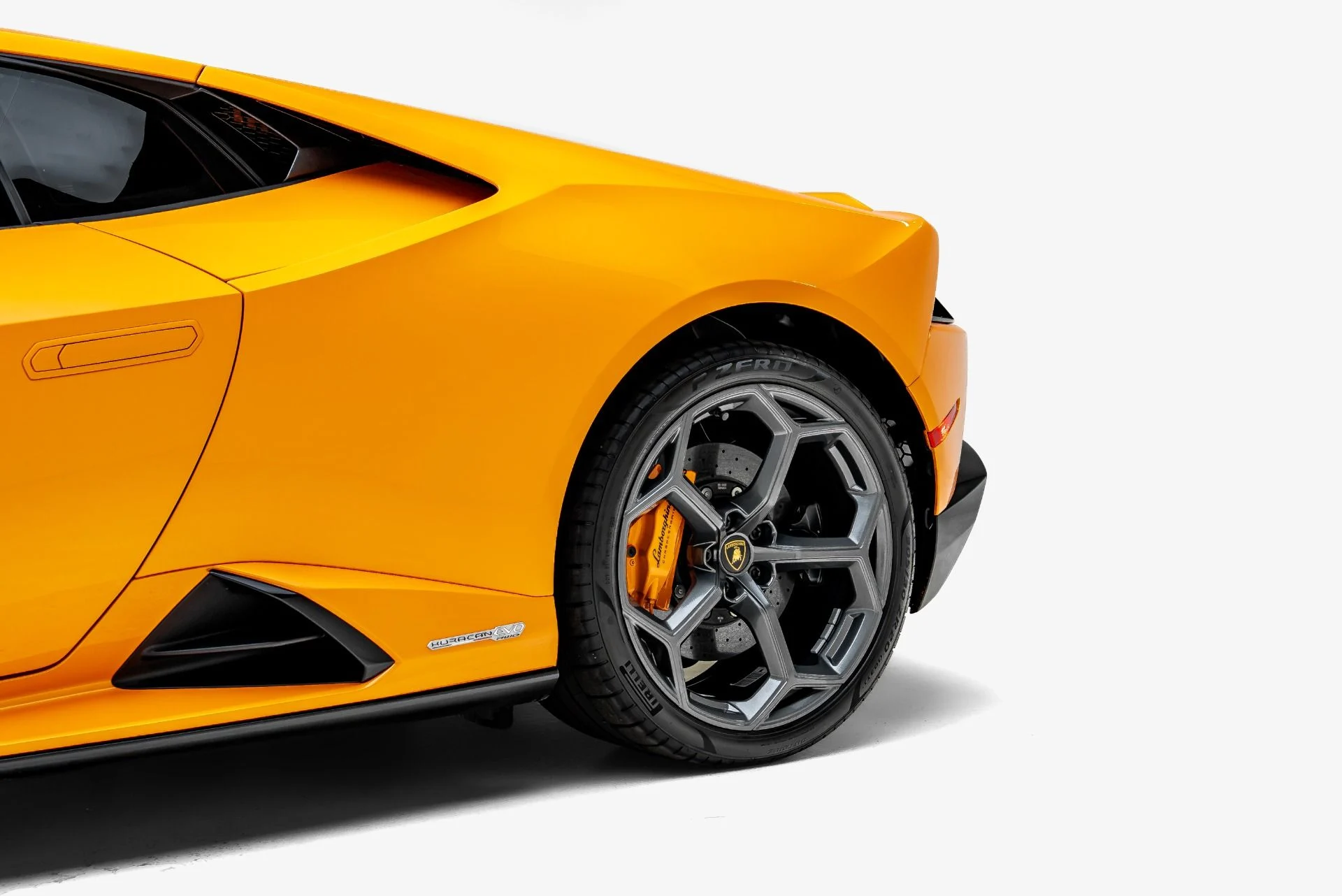 mph017_1105437515_Used_2023_Lamborghini_Huracan_EVO_RWD_1783715395_94fff04895