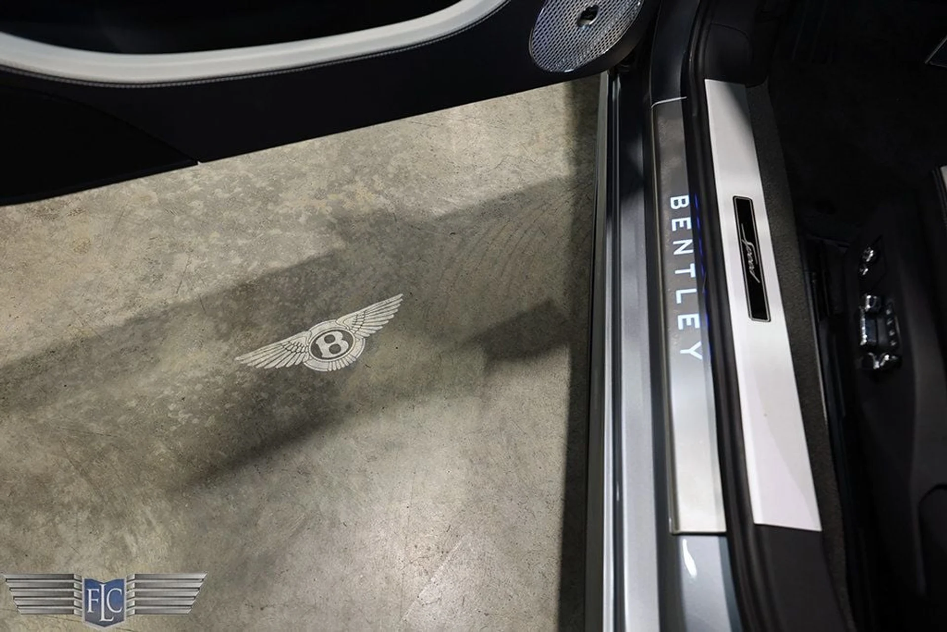 mph017_1115831916_used_2022_bentley_continental_gtcspeedconvertible_9689_22880687_18_1024_6fd3046b06